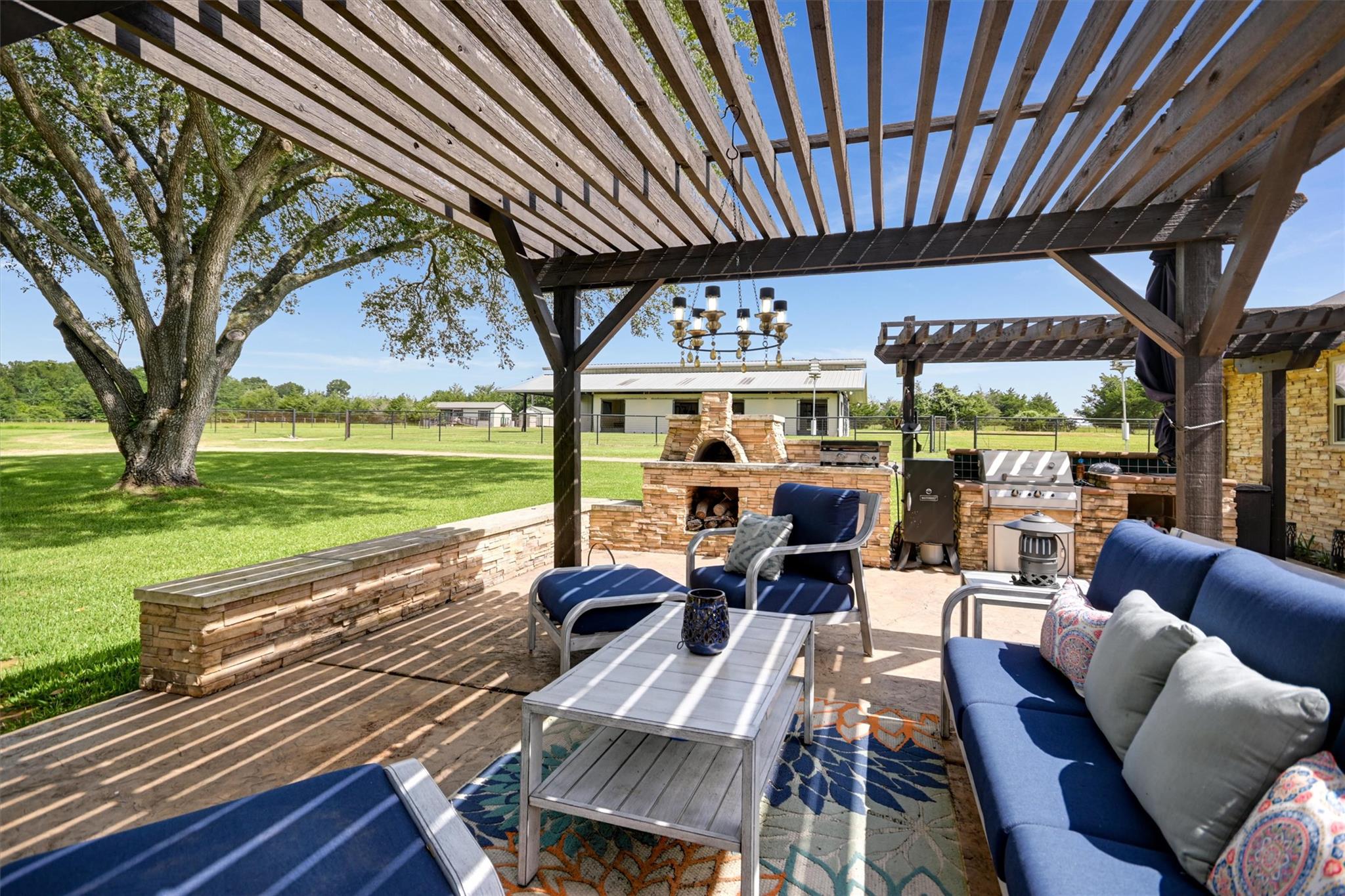 1700 Plum Ln, Brenham, TX 77833