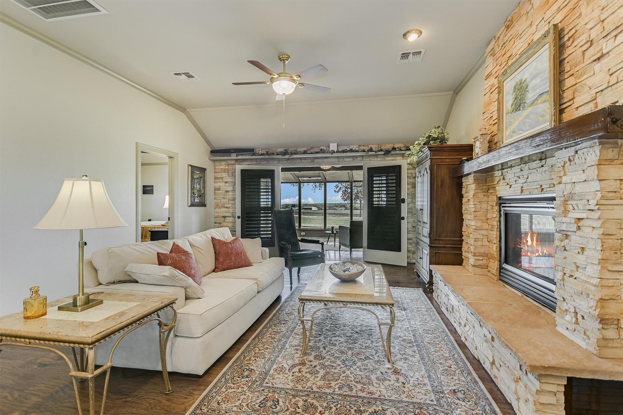 1700 Plum Ln, Brenham, TX 77833