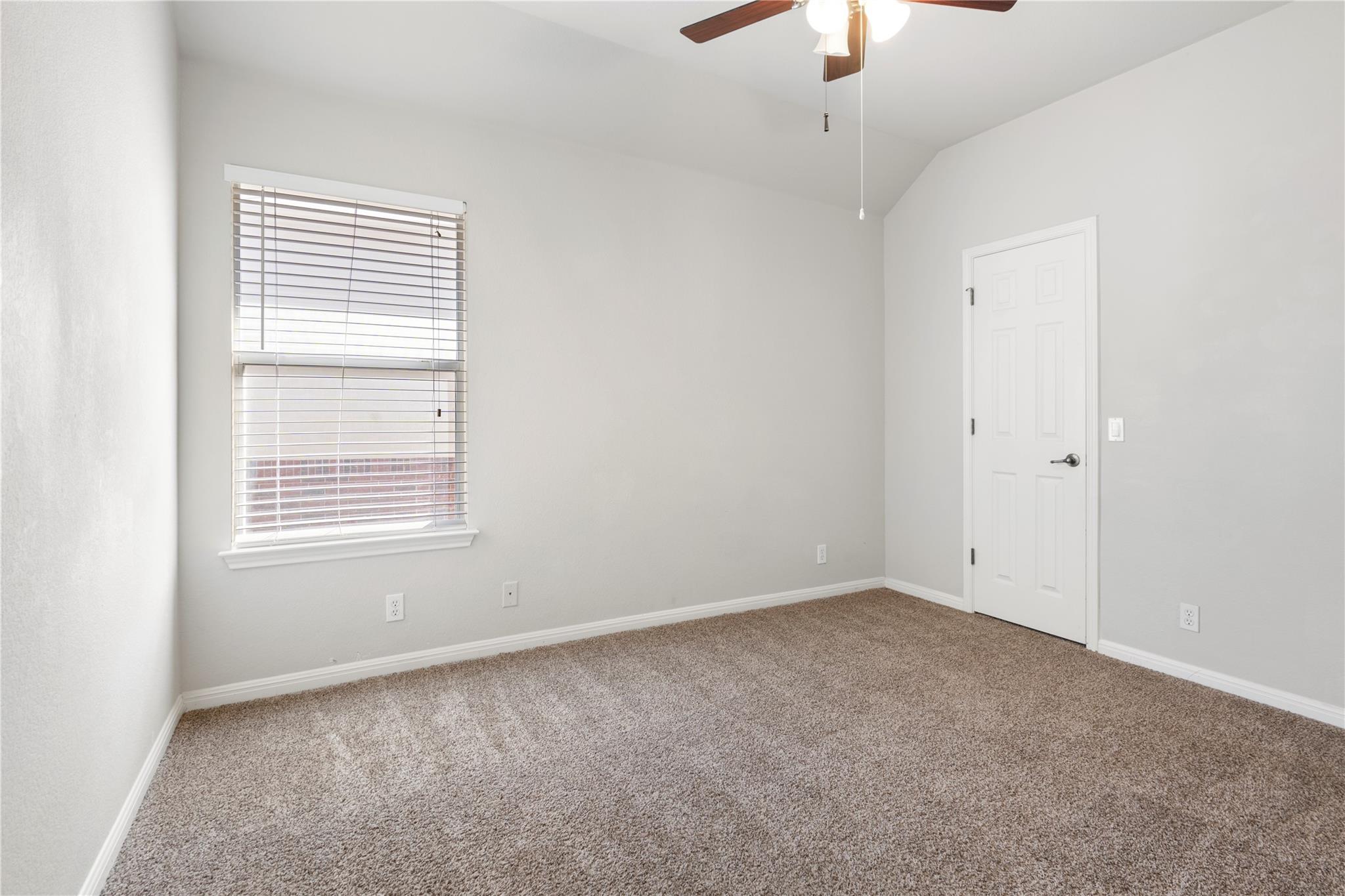 3807 Links Ln, Round Rock, TX 78664