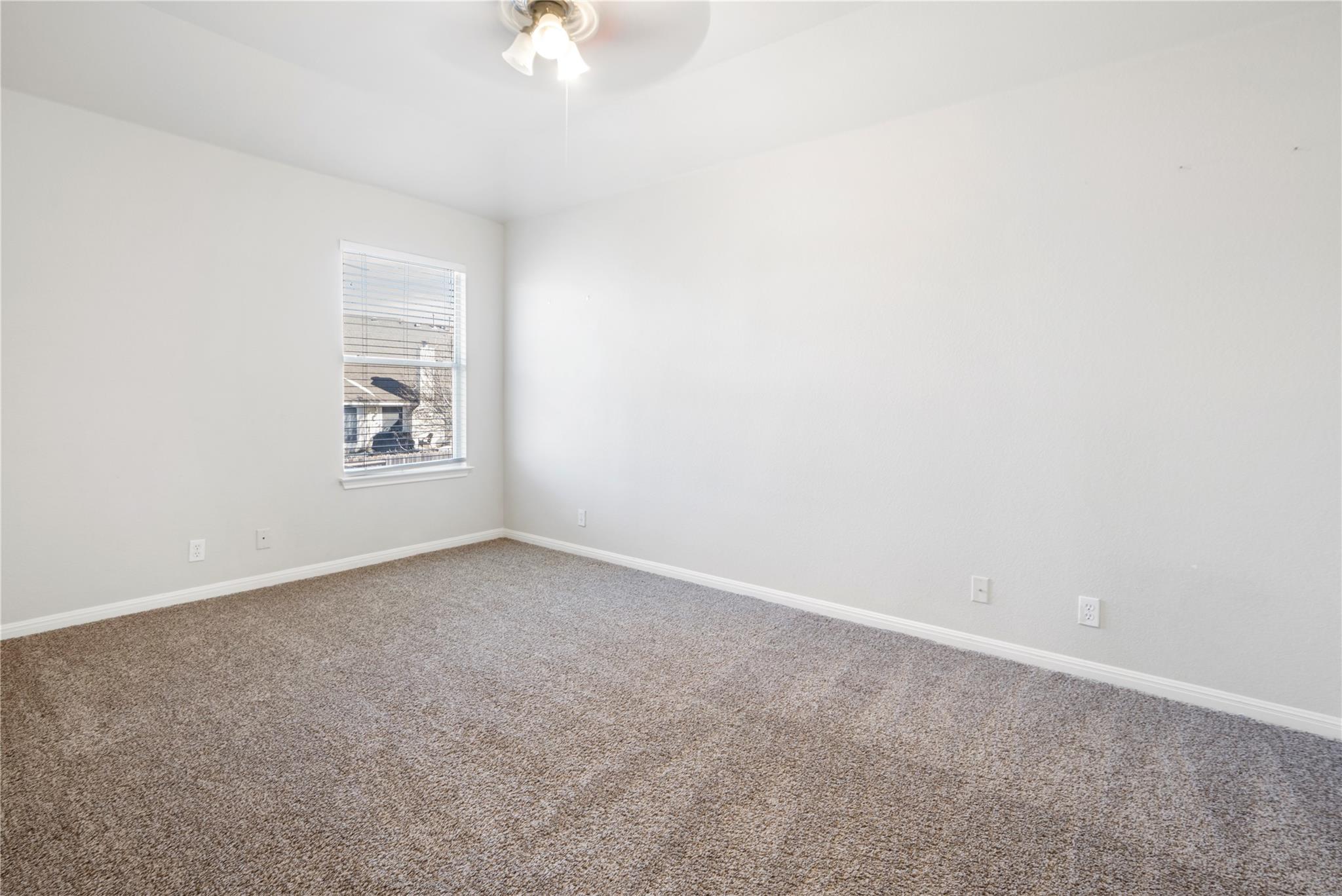 3807 Links Ln, Round Rock, TX 78664