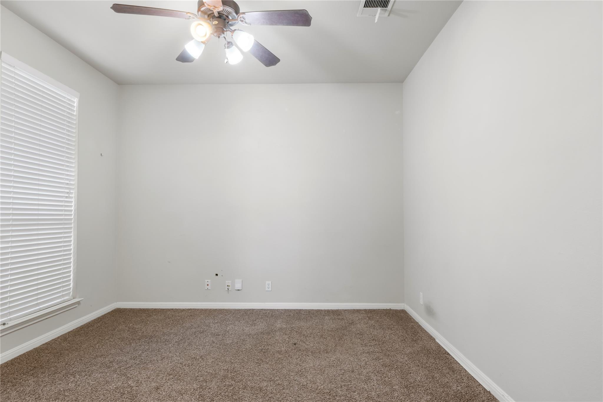 3807 Links Ln, Round Rock, TX 78664