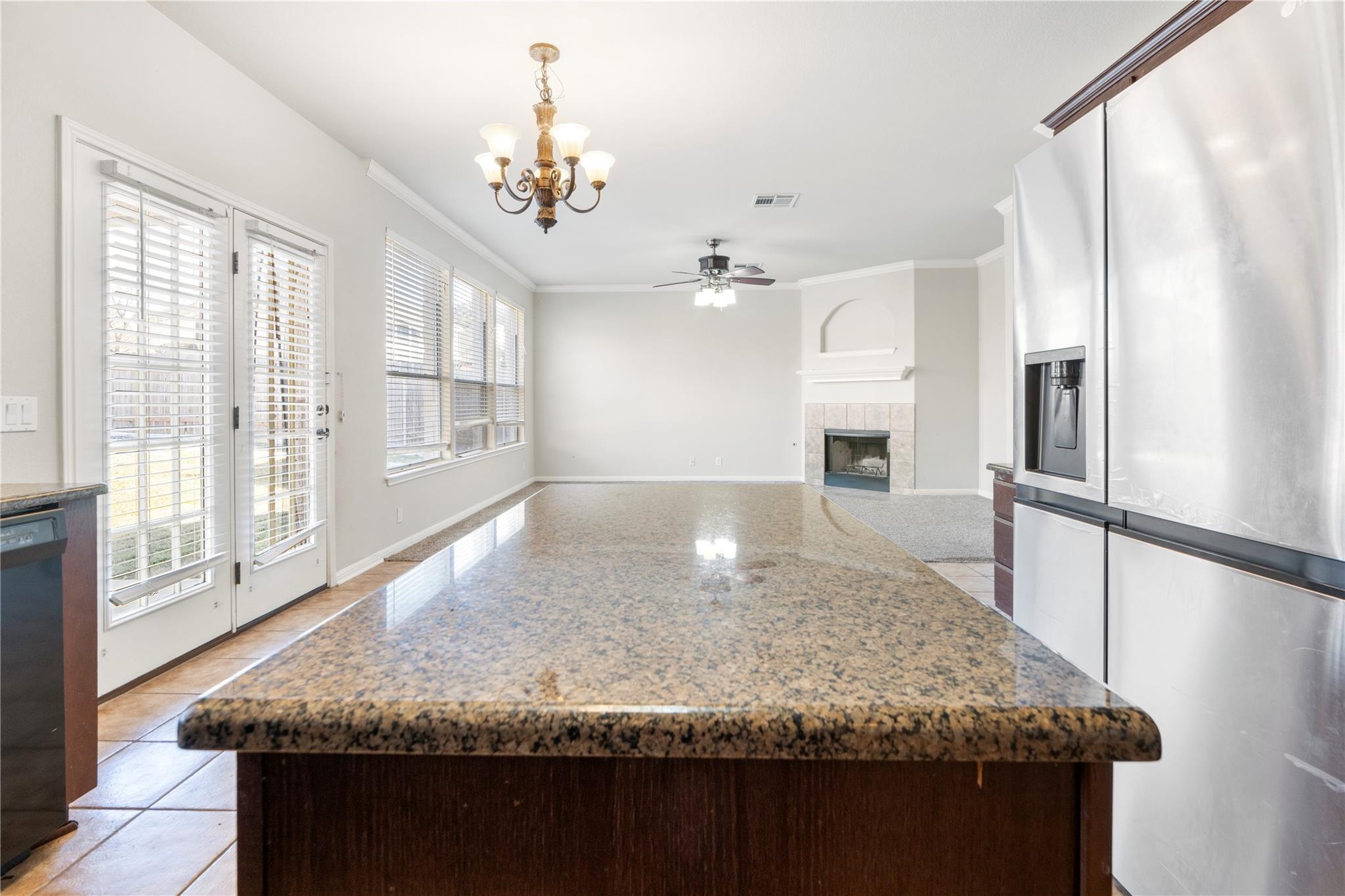 3807 Links Ln, Round Rock, TX 78664