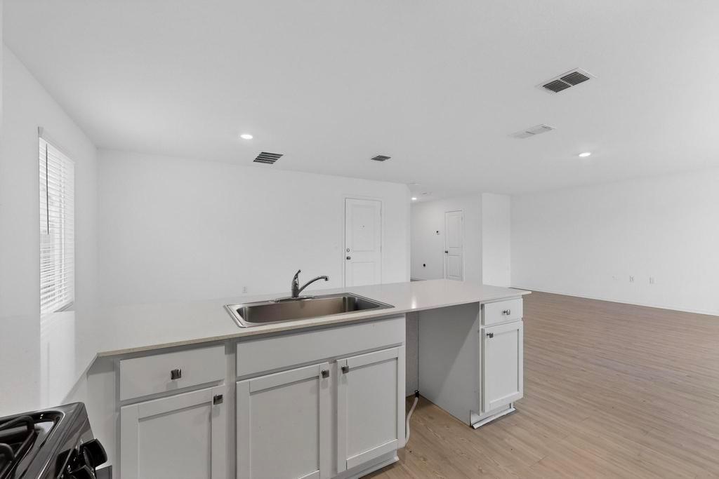 2021 Willkomen Way, Pflugerville, TX 78660