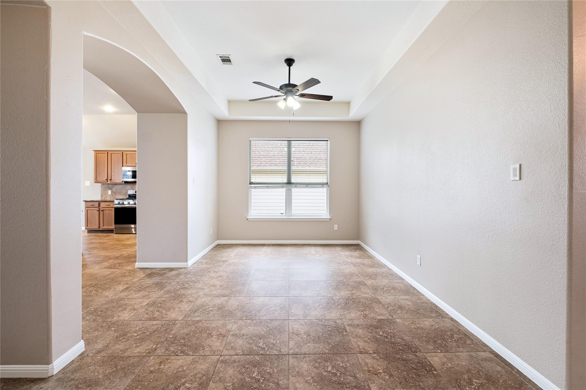 1214 Utopia Ln, Hutto, TX 78634