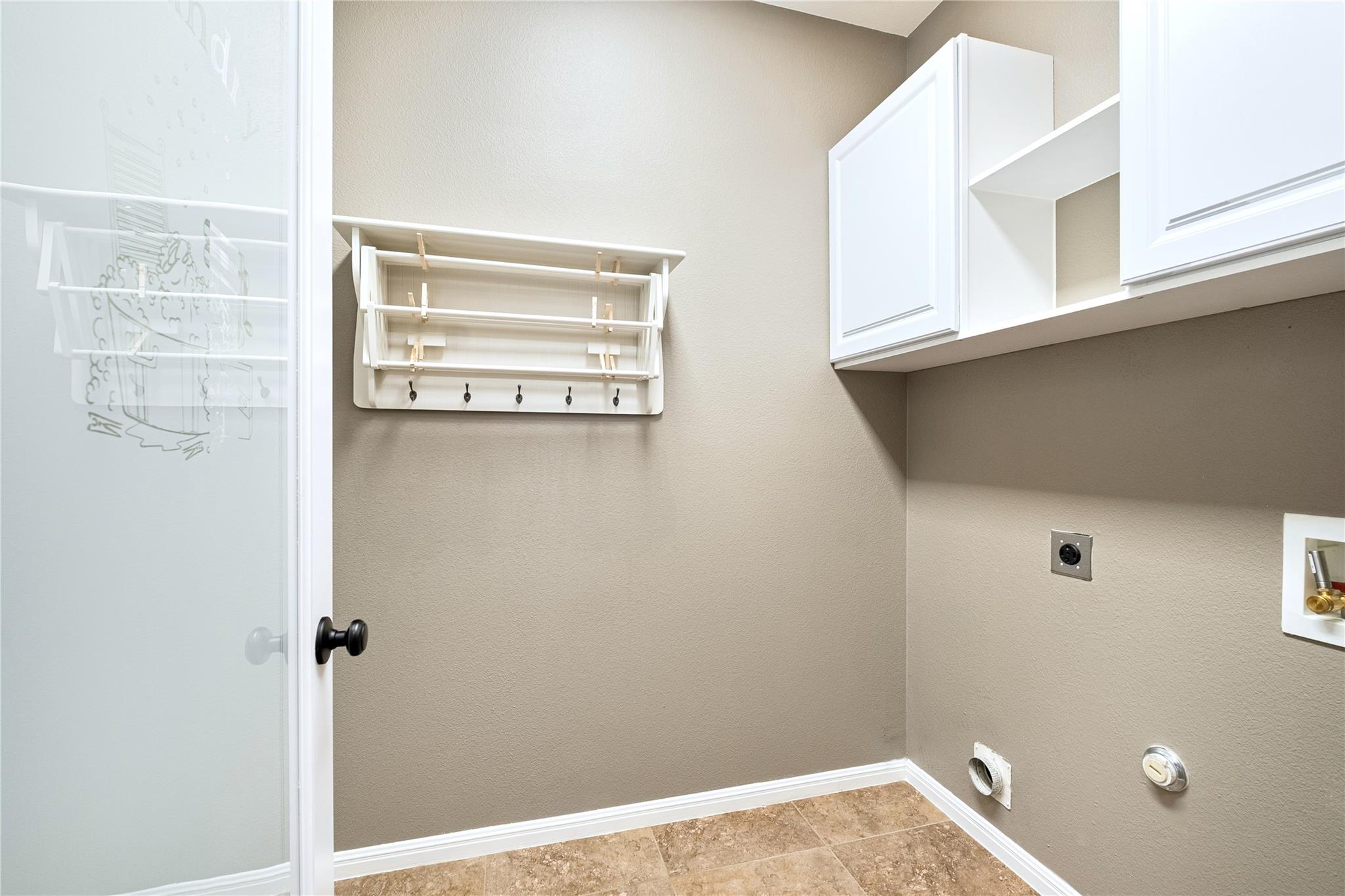 1214 Utopia Ln, Hutto, TX 78634