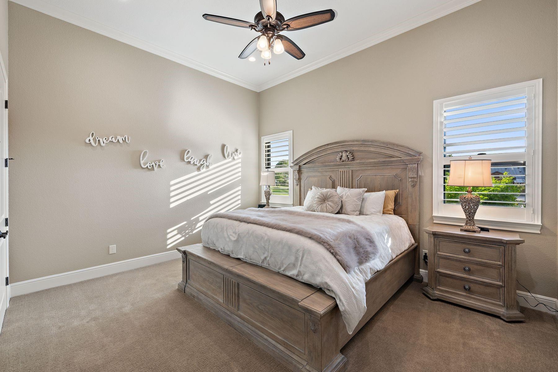 911 Legends Pkwy, Kingsland, TX 78639