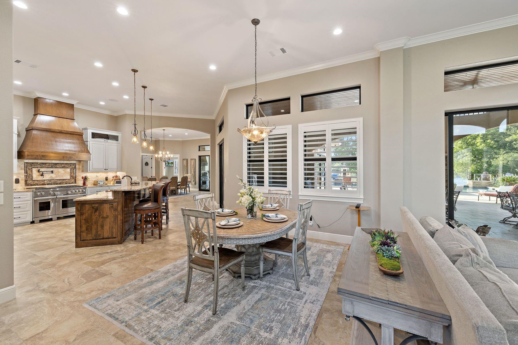 911 Legends Pkwy, Kingsland, TX 78639