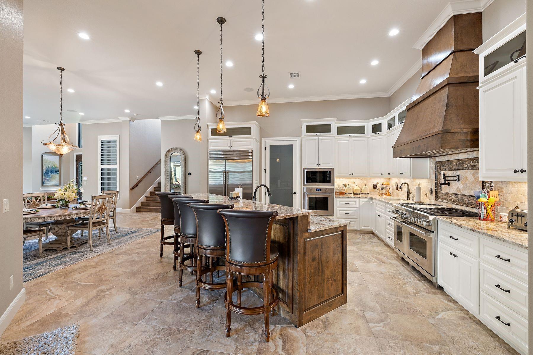 911 Legends Pkwy, Kingsland, TX 78639