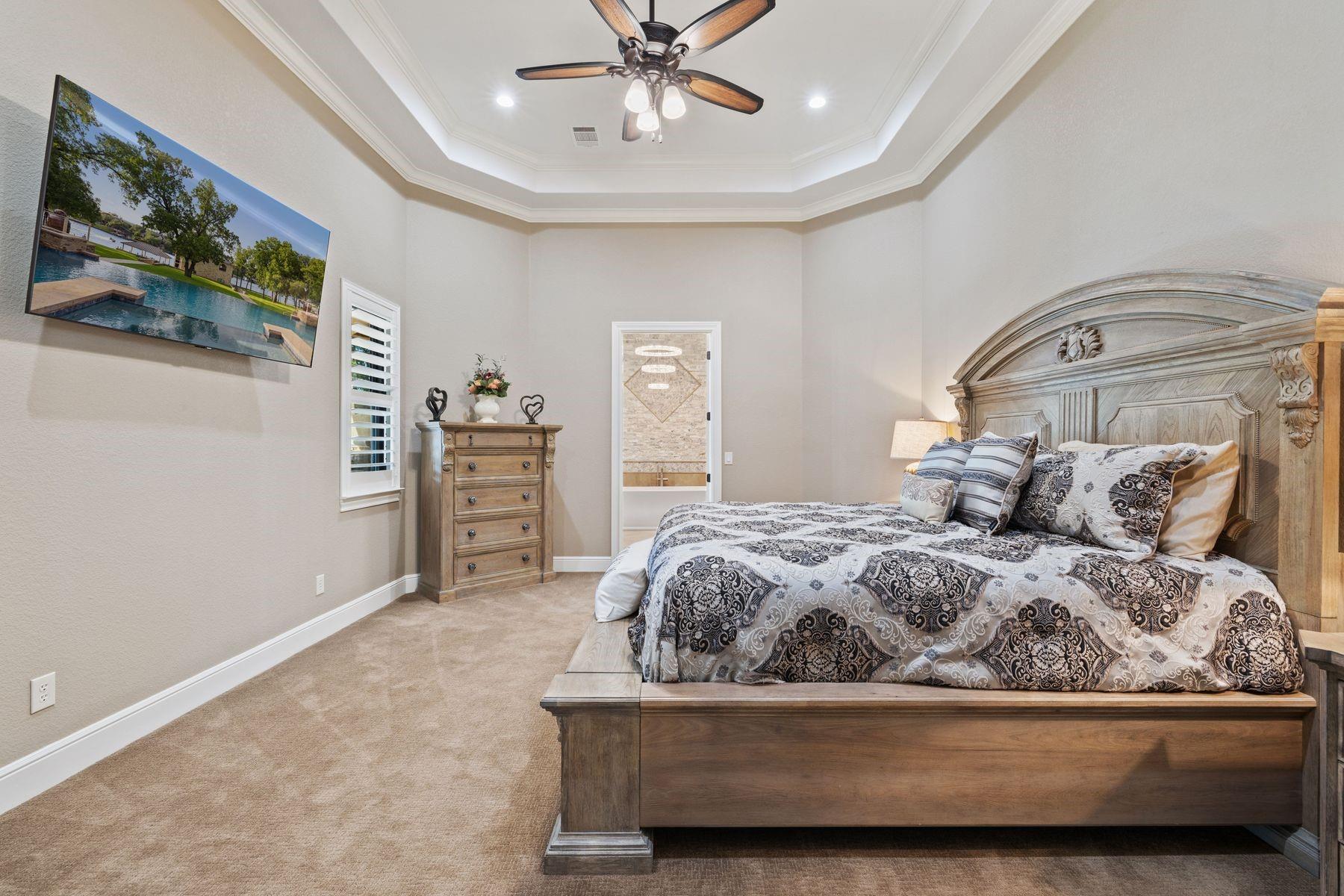 911 Legends Pkwy, Kingsland, TX 78639