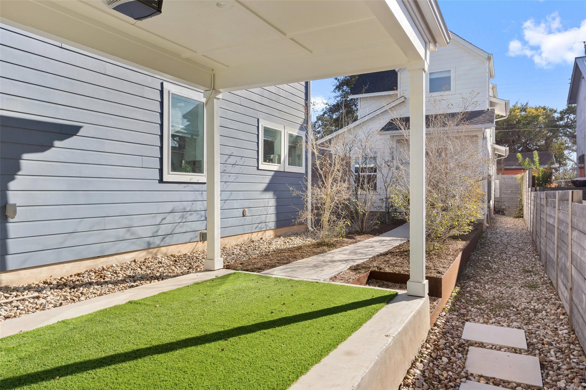 209 Ben Howell Dr # B, Austin, TX 78704