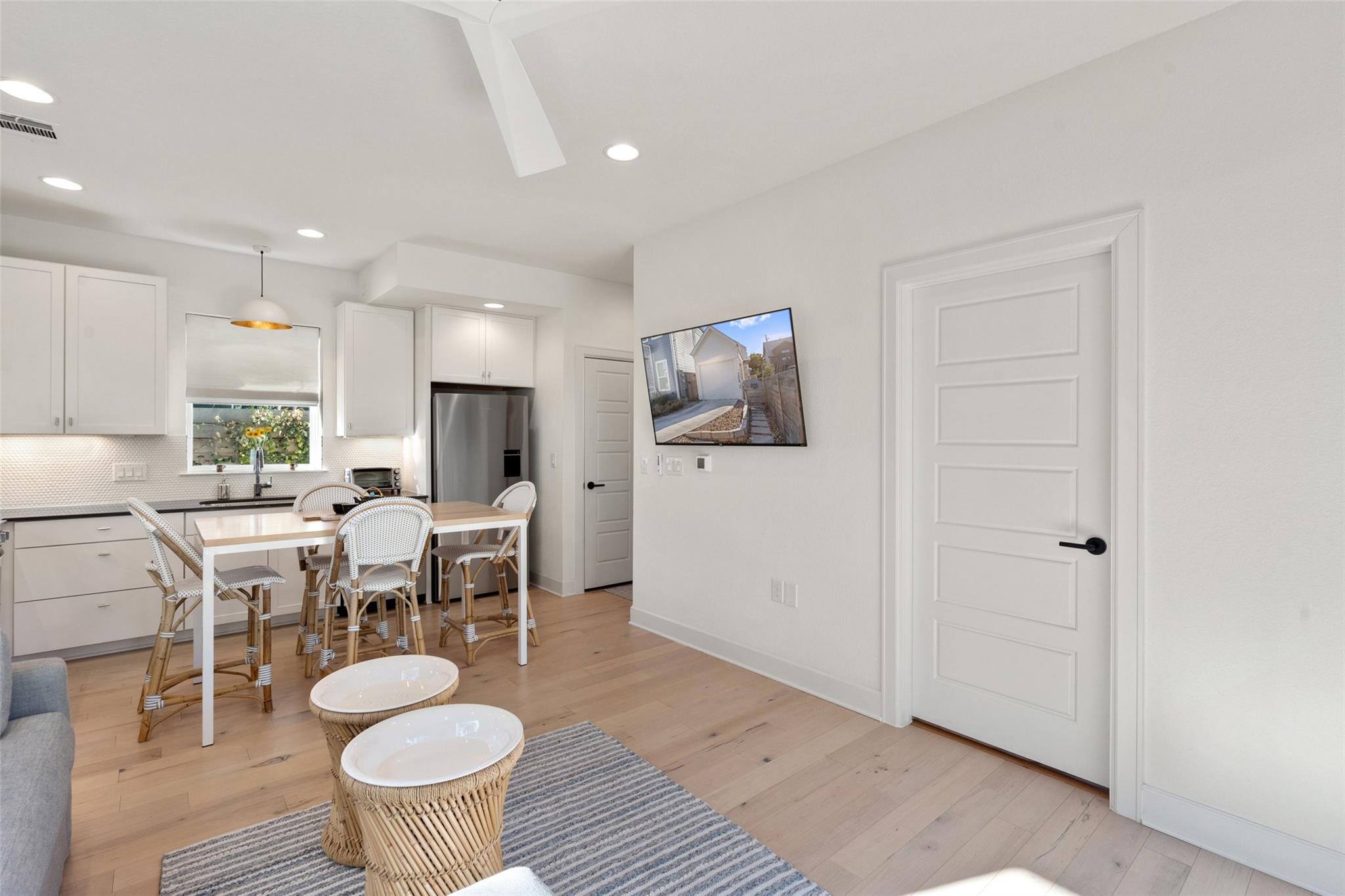 209 Ben Howell Dr # B, Austin, TX 78704