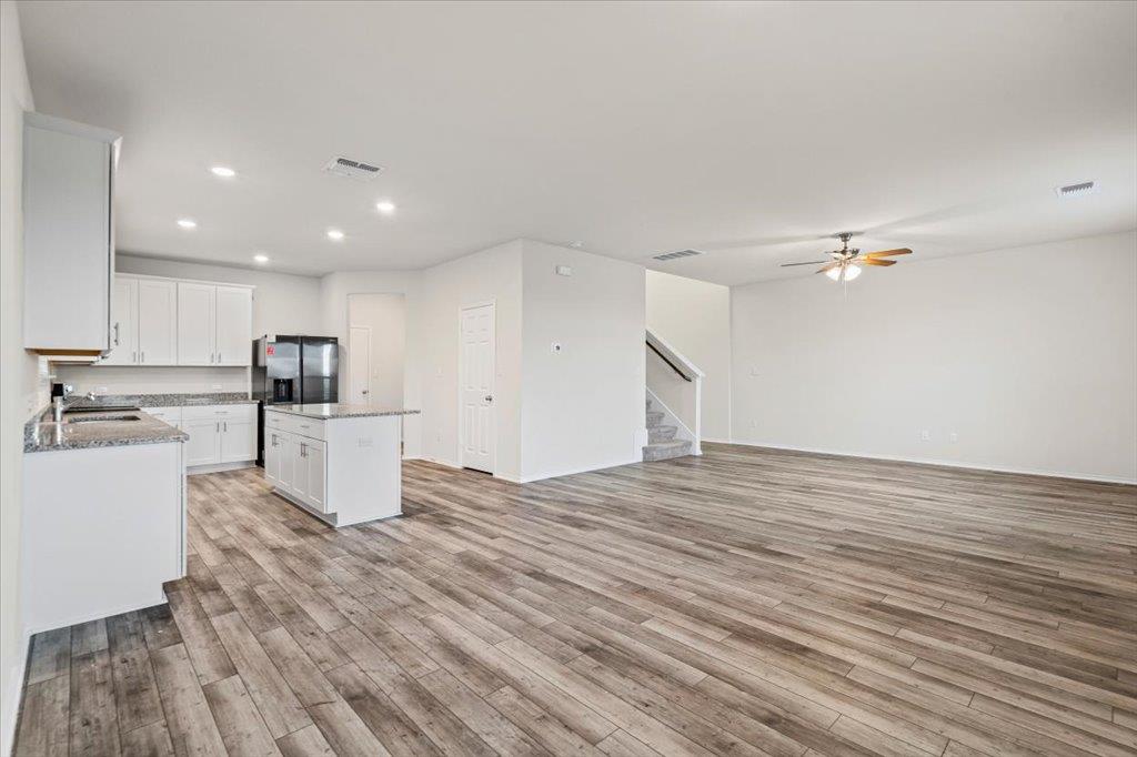 82 Snowy Plover Ln, Leander, TX 78641