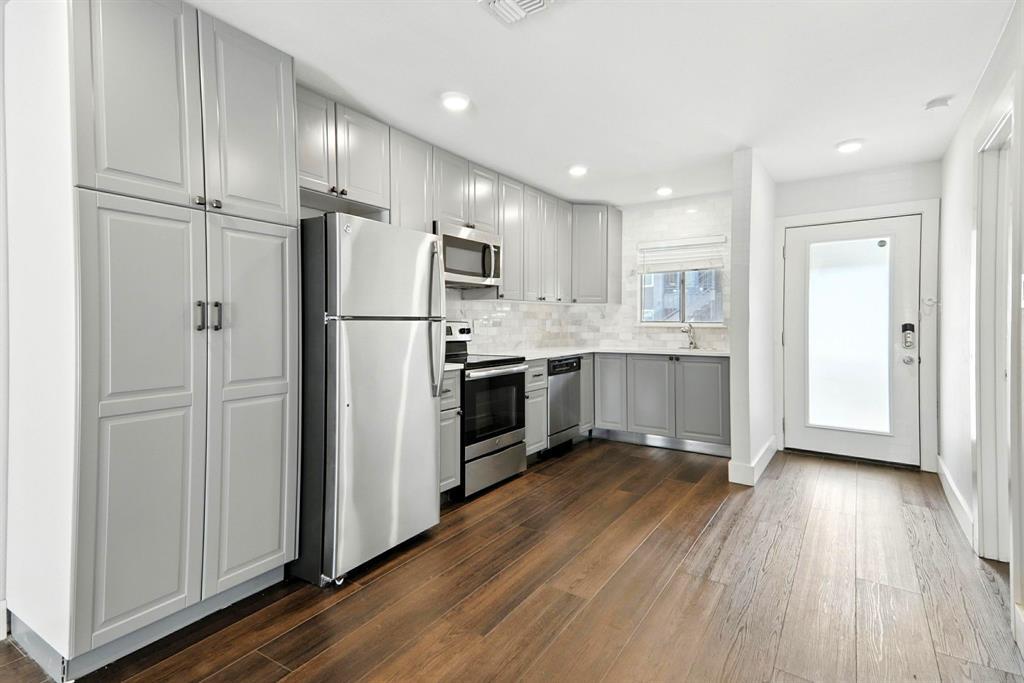 909 Reinli St # 144, Austin, TX 78751