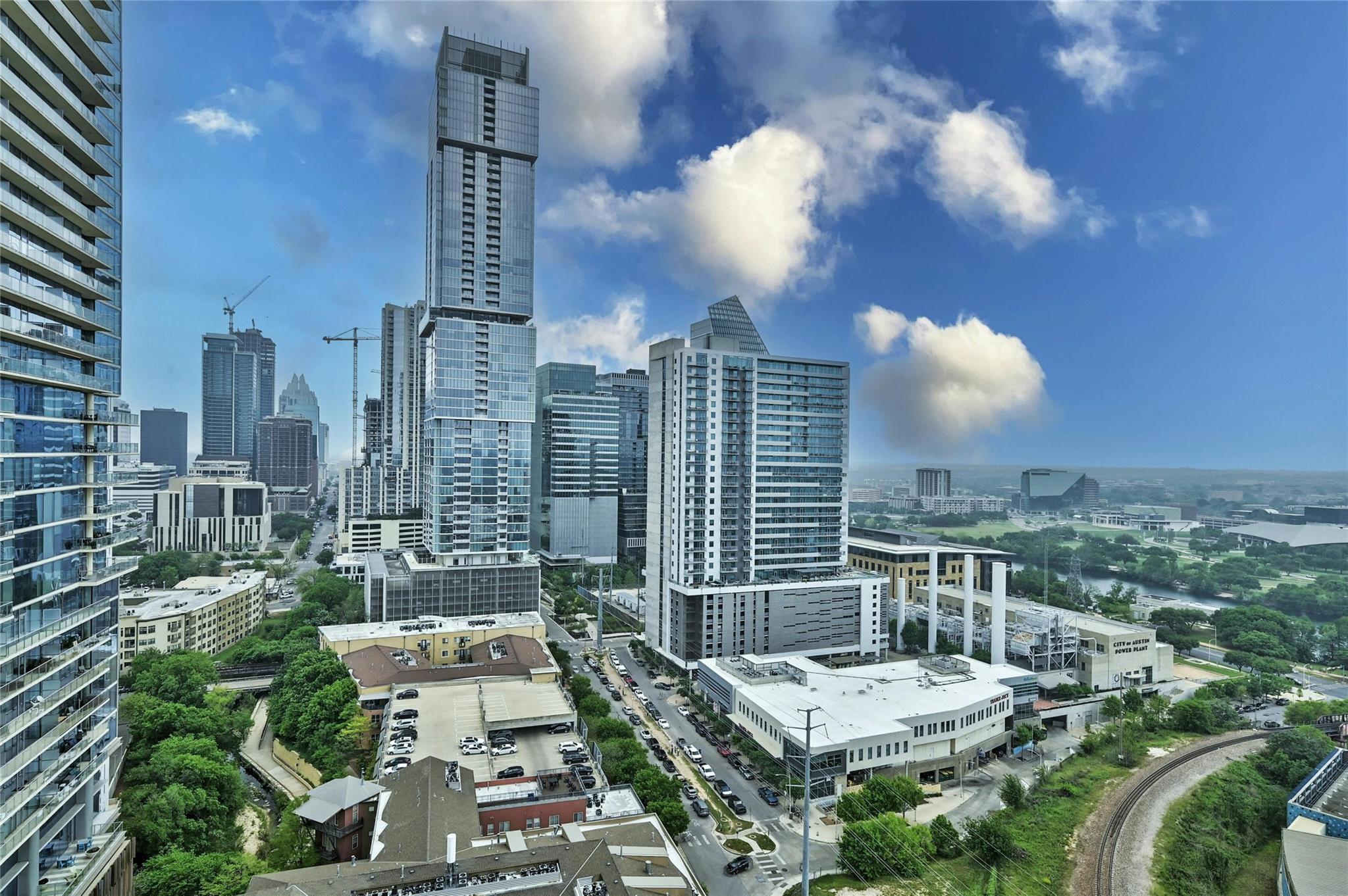 300 Bowie St # 2301, Austin, TX 78703