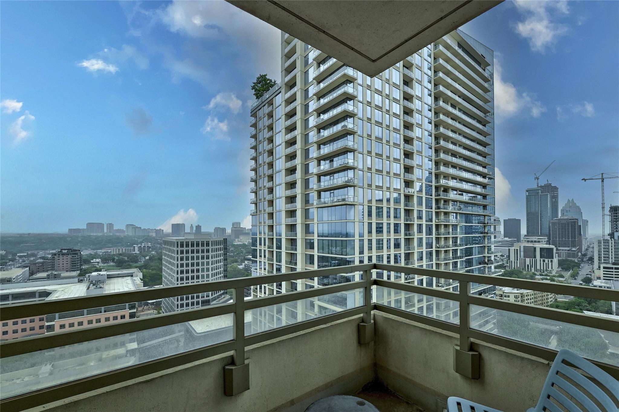 300 Bowie St # 2301, Austin, TX 78703