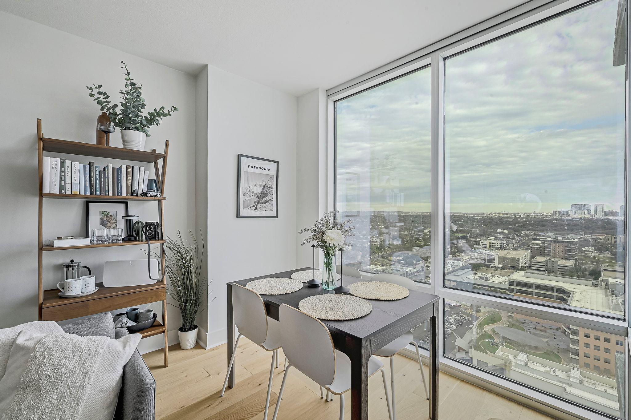 300 Bowie St # 2706, Austin, TX 78703