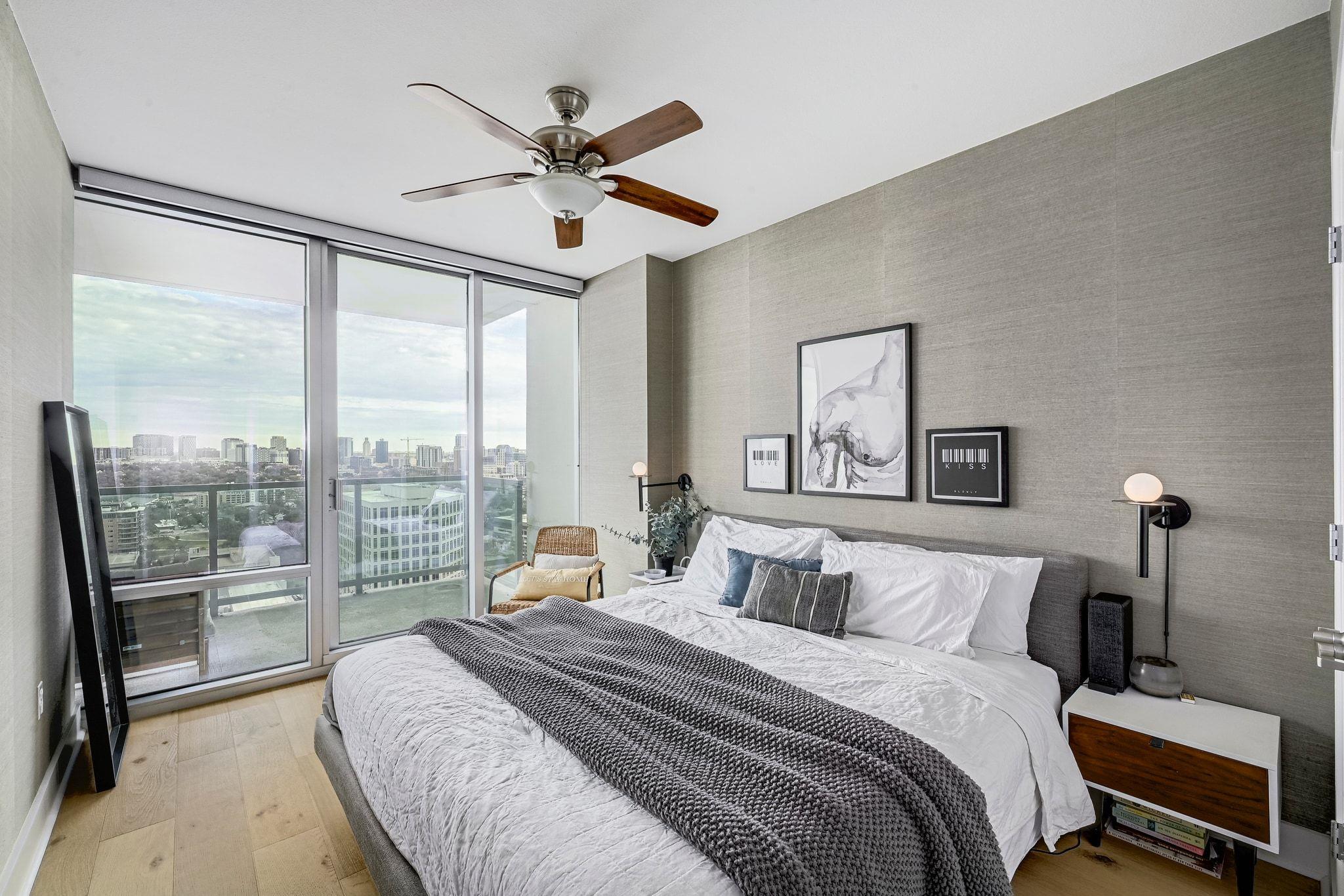 300 Bowie St # 2706, Austin, TX 78703