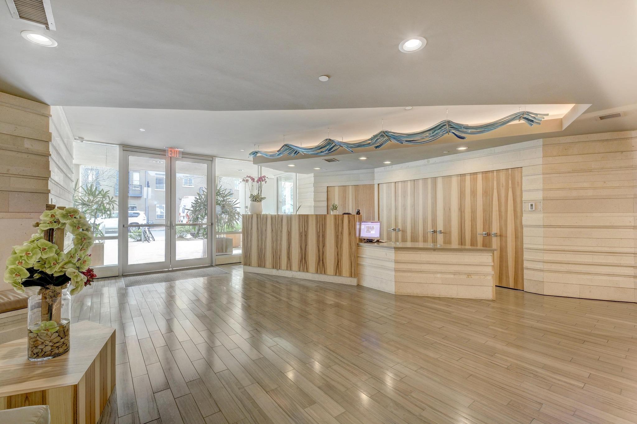 300 Bowie St # 2706, Austin, TX 78703