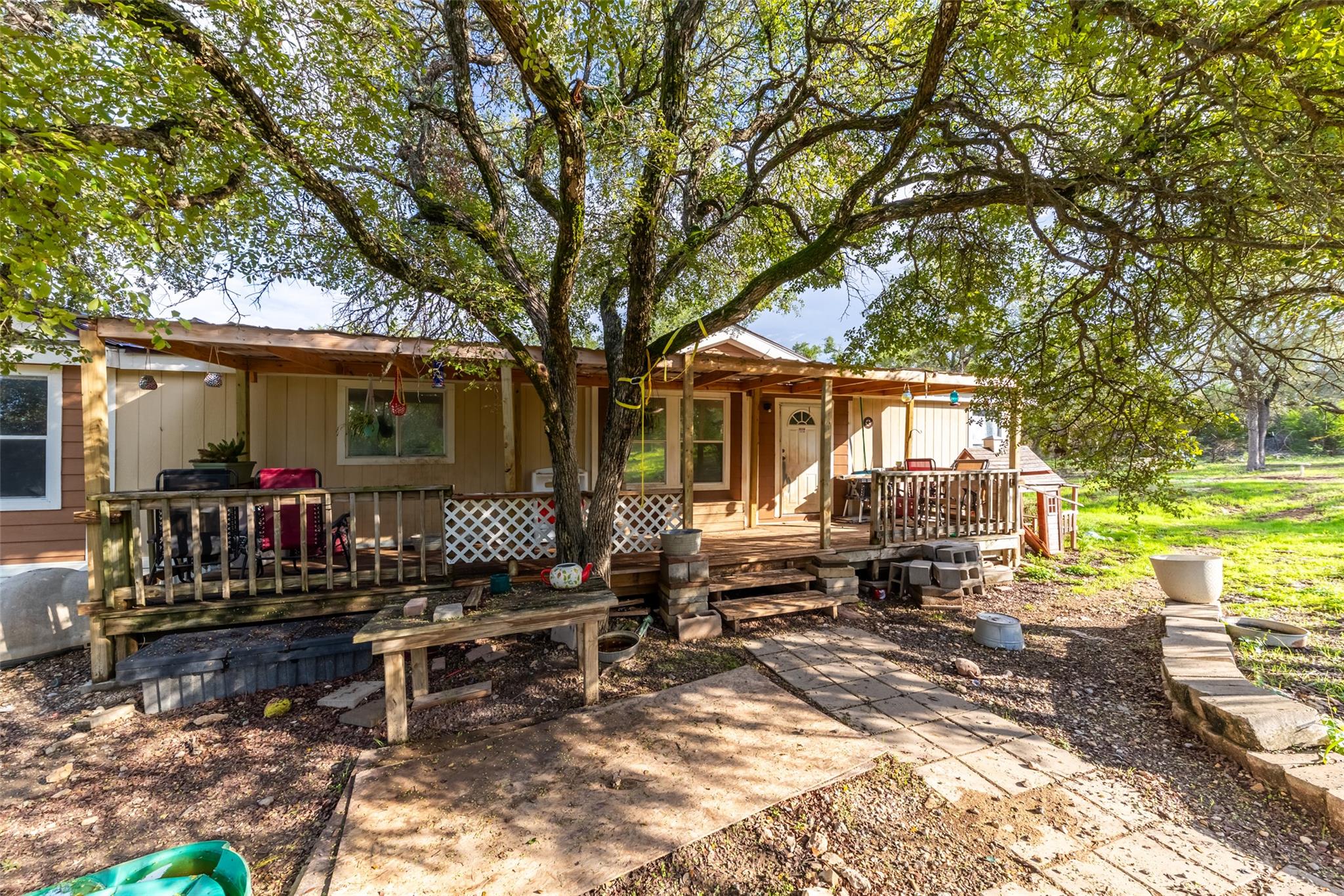 212 Fox Rd, San Marcos, TX 78666