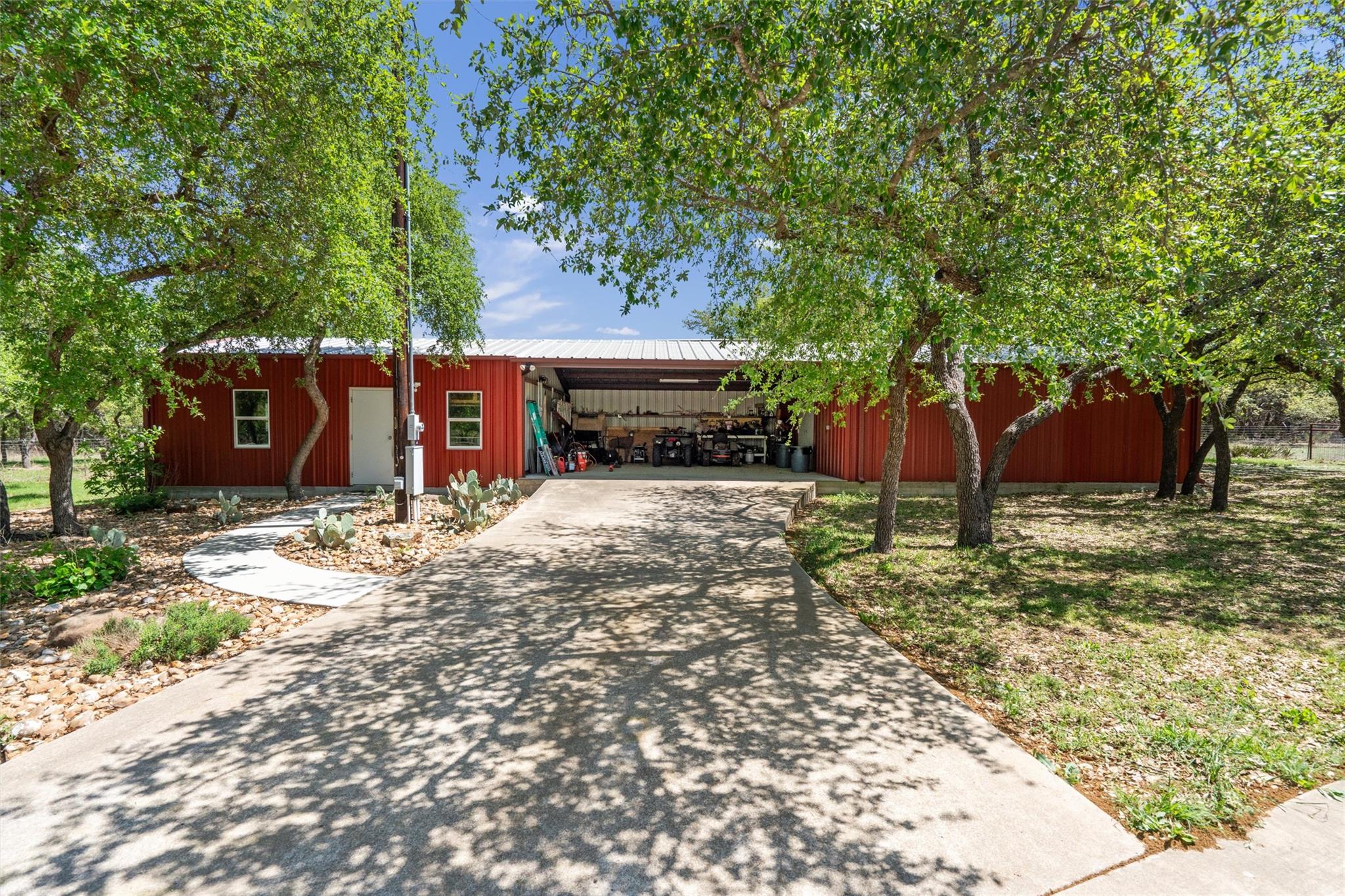 200 Little River Rd, Liberty Hill, TX 78642