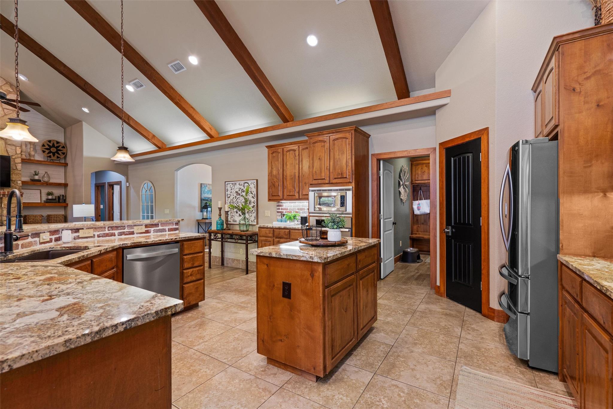 200 Little River Rd, Liberty Hill, TX 78642