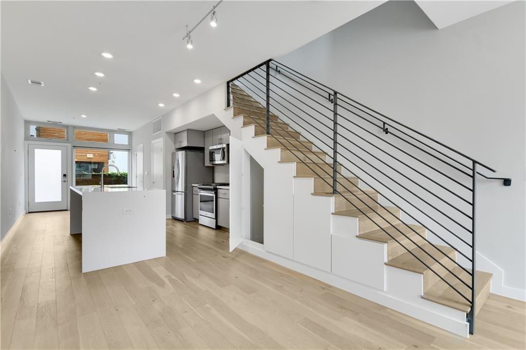 2002 E 7th St # 212, Austin, TX 78702