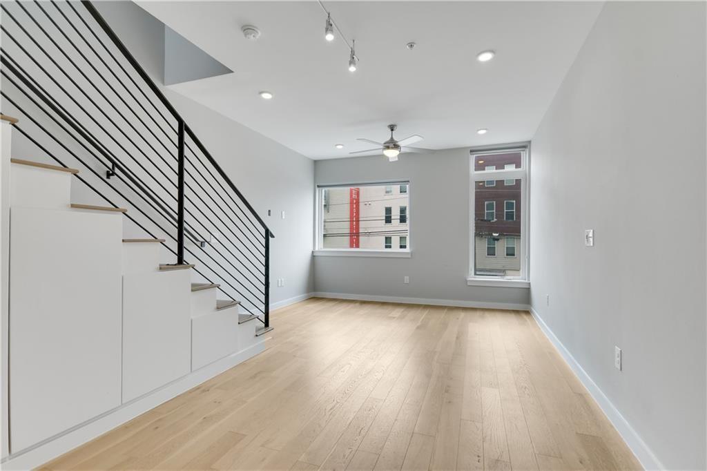 2002 E 7th St # 212, Austin, TX 78702