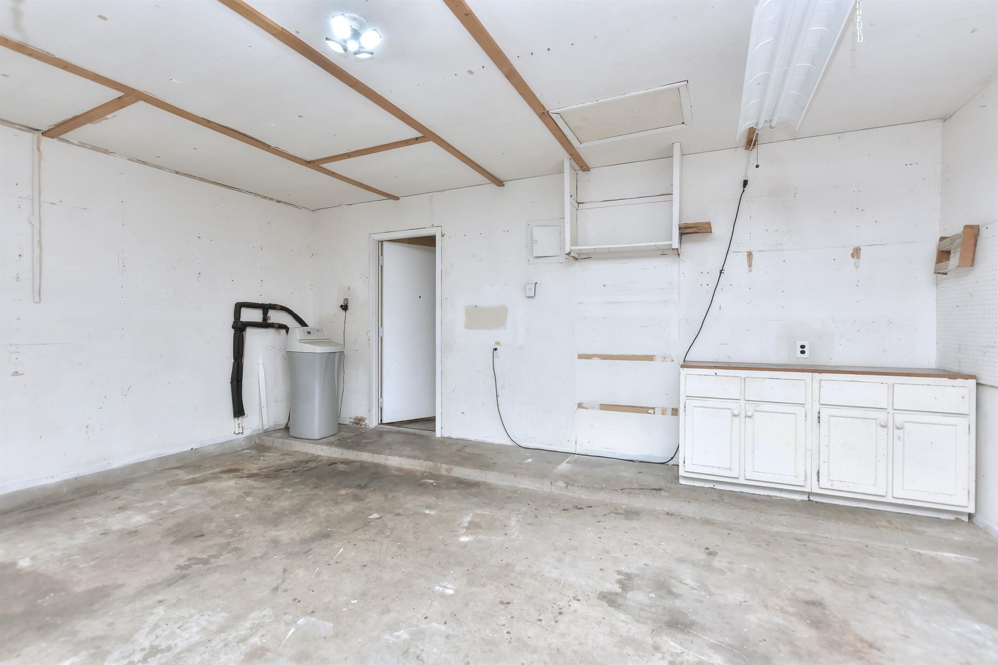 900 Cactus Dr, Round Rock, TX 78681