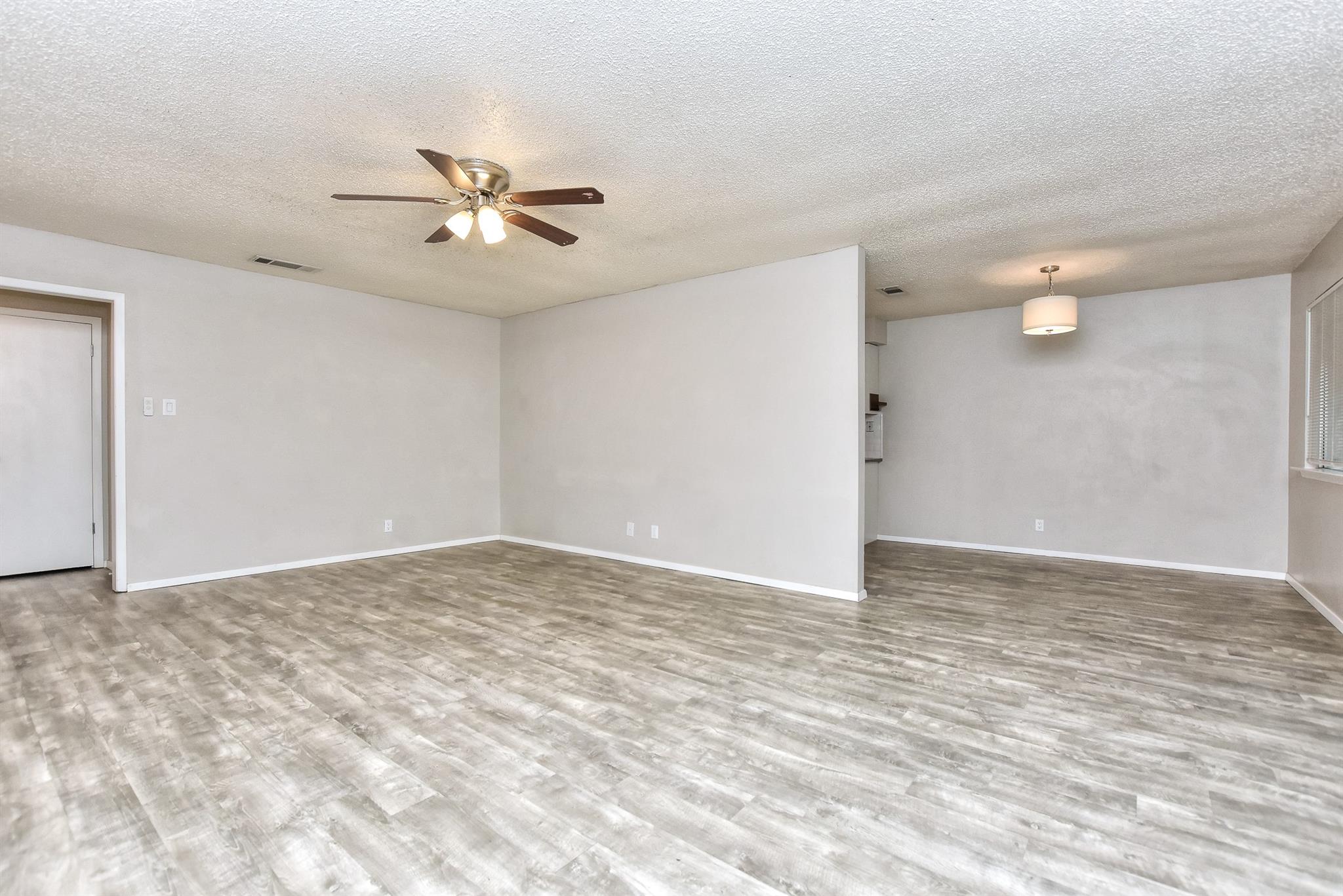 900 Cactus Dr, Round Rock, TX 78681