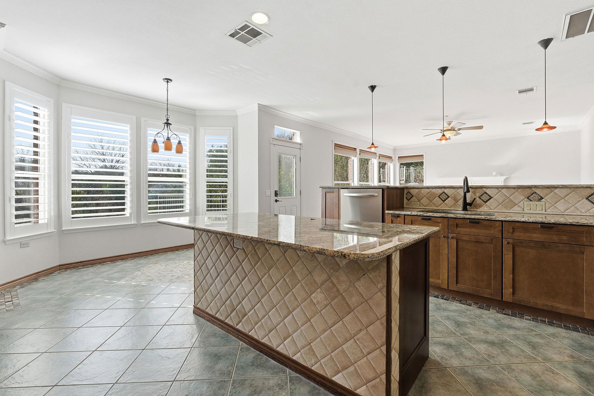 10517 Grand Oak Cir, Austin, TX 78750