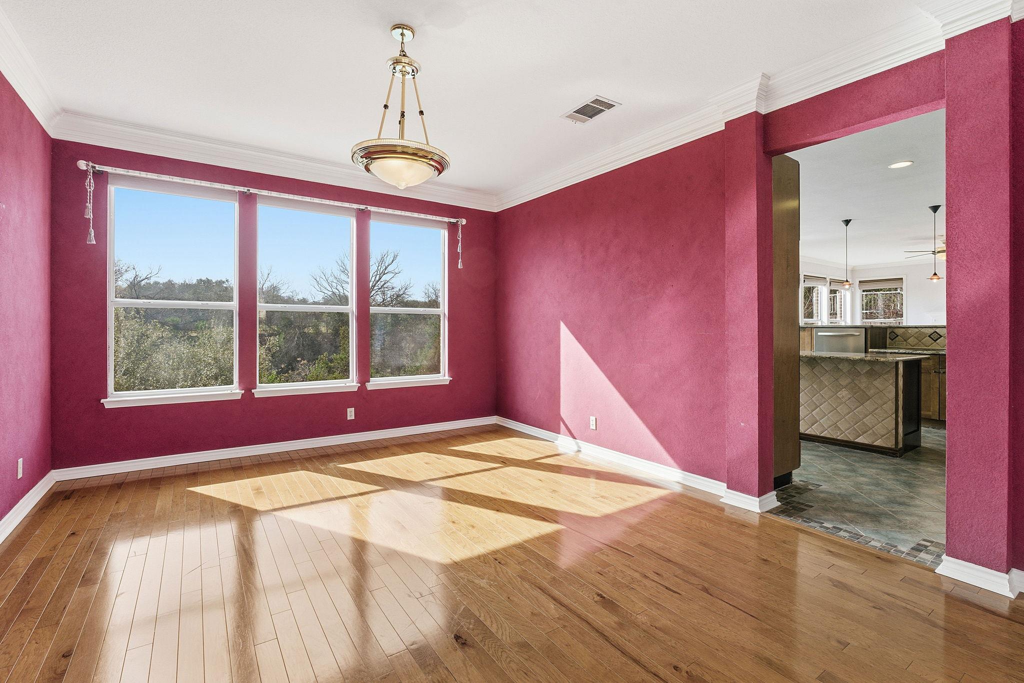 10517 Grand Oak Cir, Austin, TX 78750