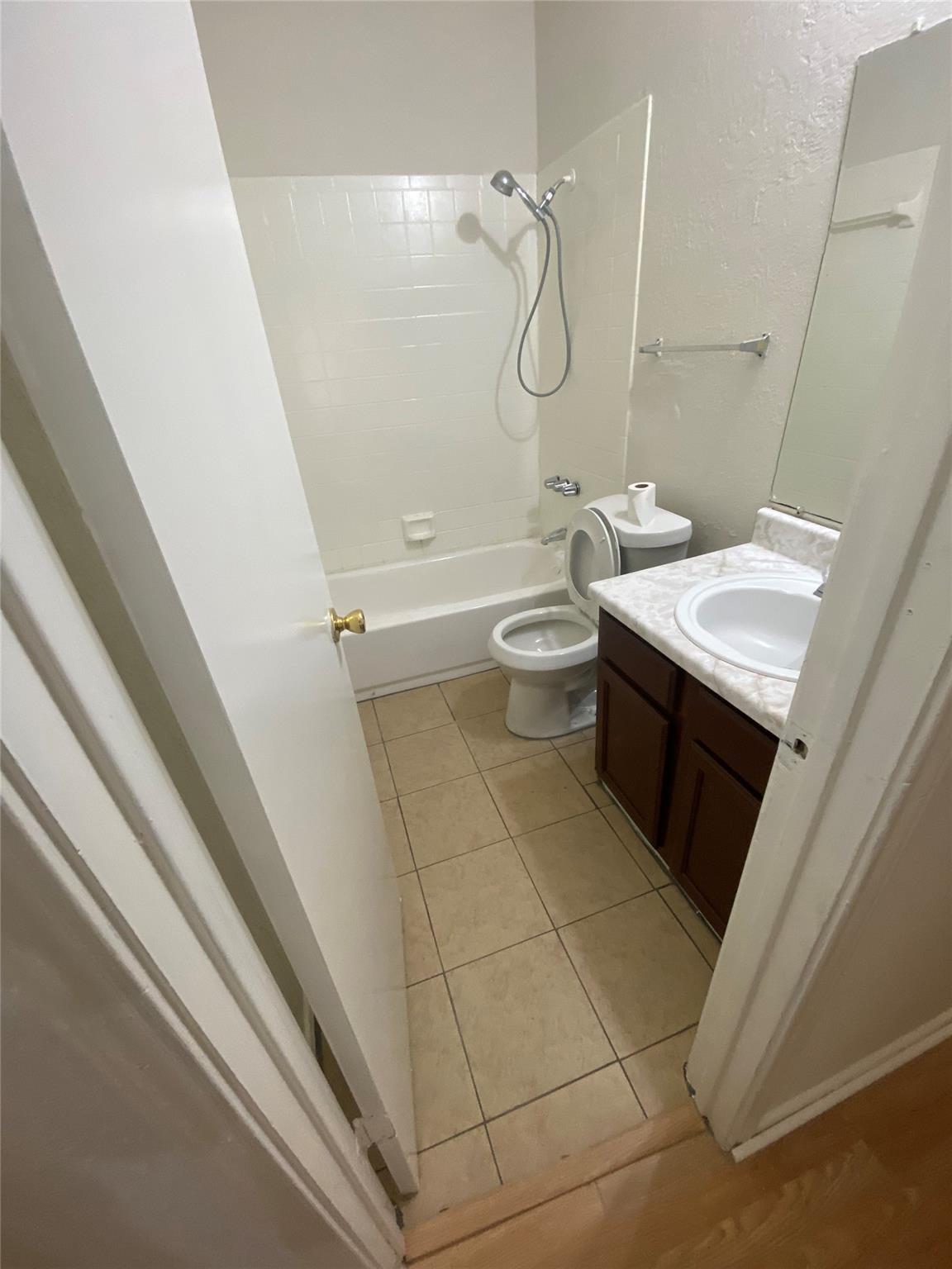 1203 York Castle Dr, Pflugerville, TX 78660