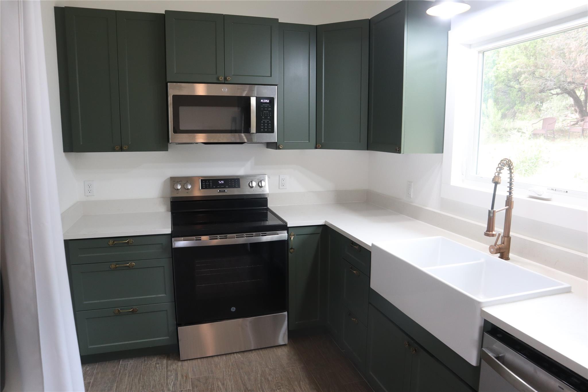 10201 Longhorn Skyway Skwy, Dripping Springs, TX 78620