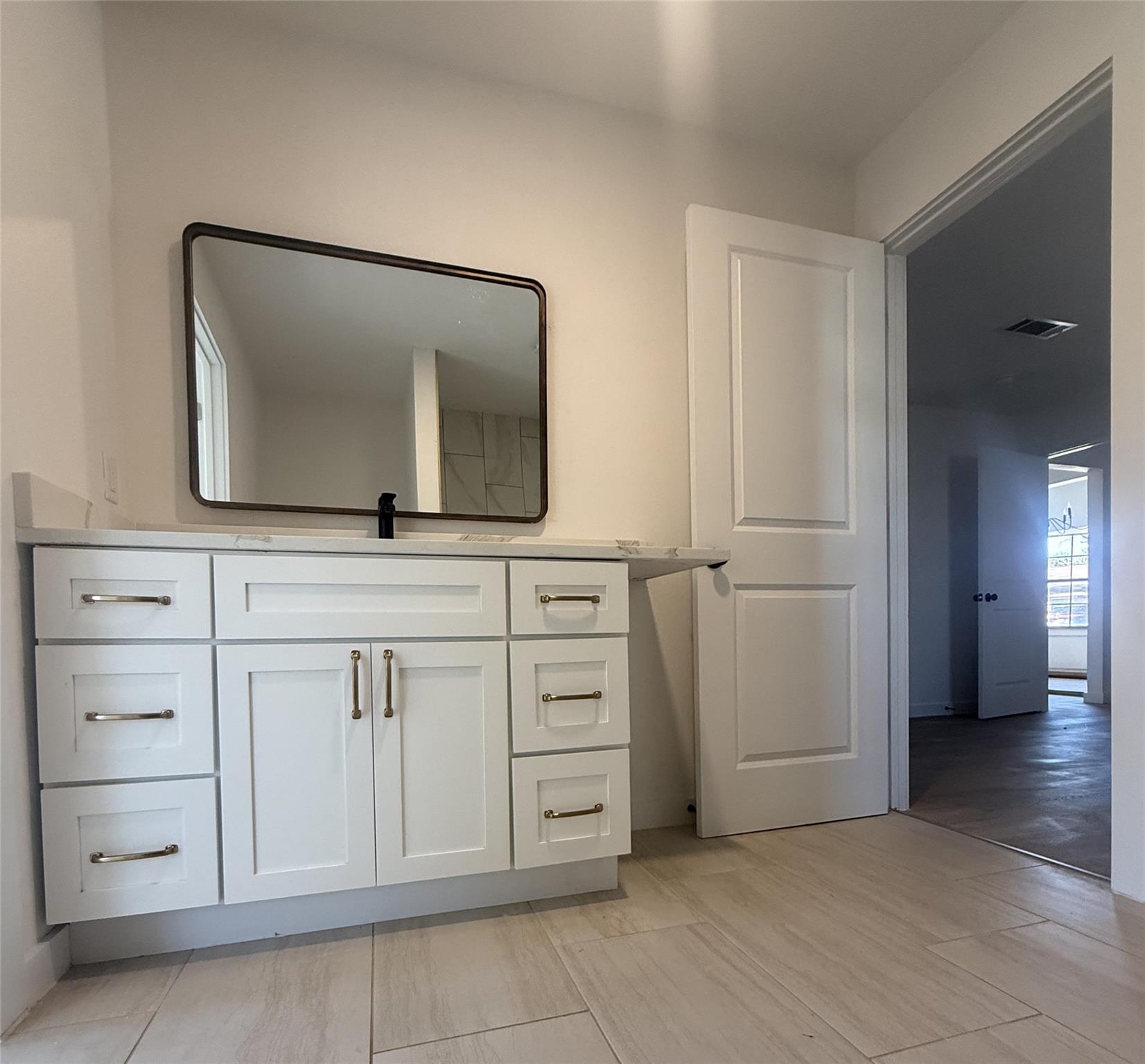 604 N 4th St, Nolanville, TX 76559