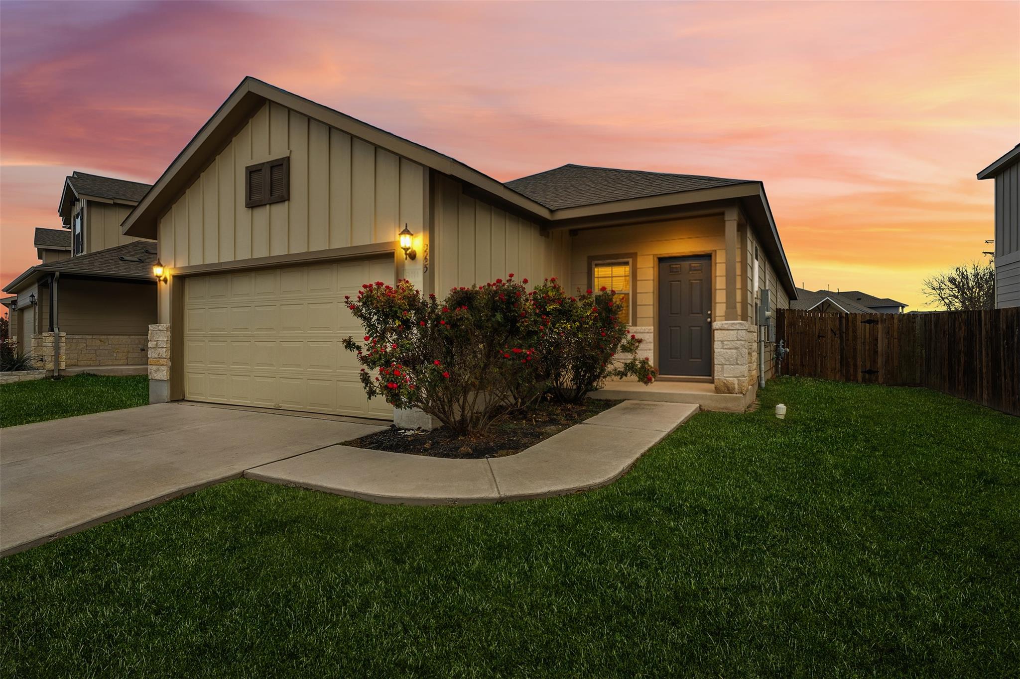 245 La Dera Dr, Liberty Hill, TX 78642