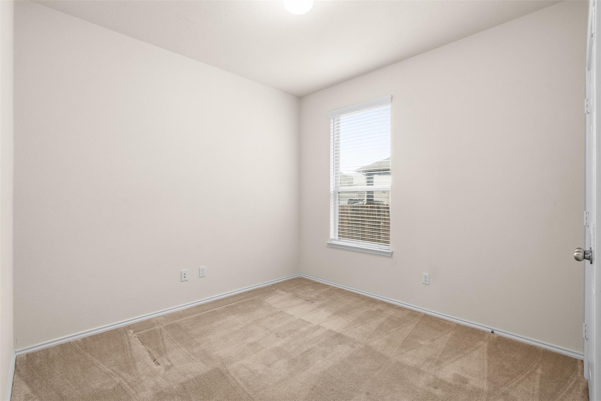 245 La Dera Dr, Liberty Hill, TX 78642