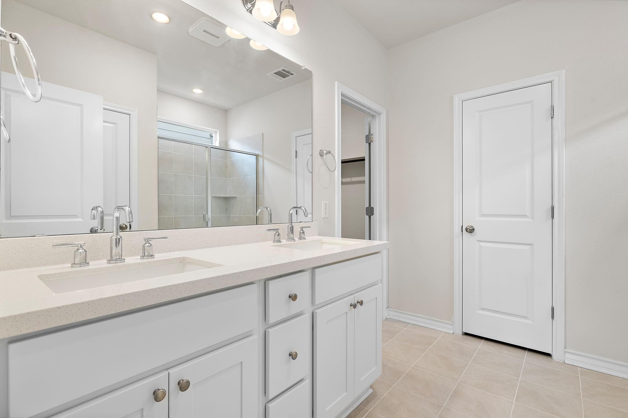 316 Caisson Trl, Liberty Hill, TX 78642