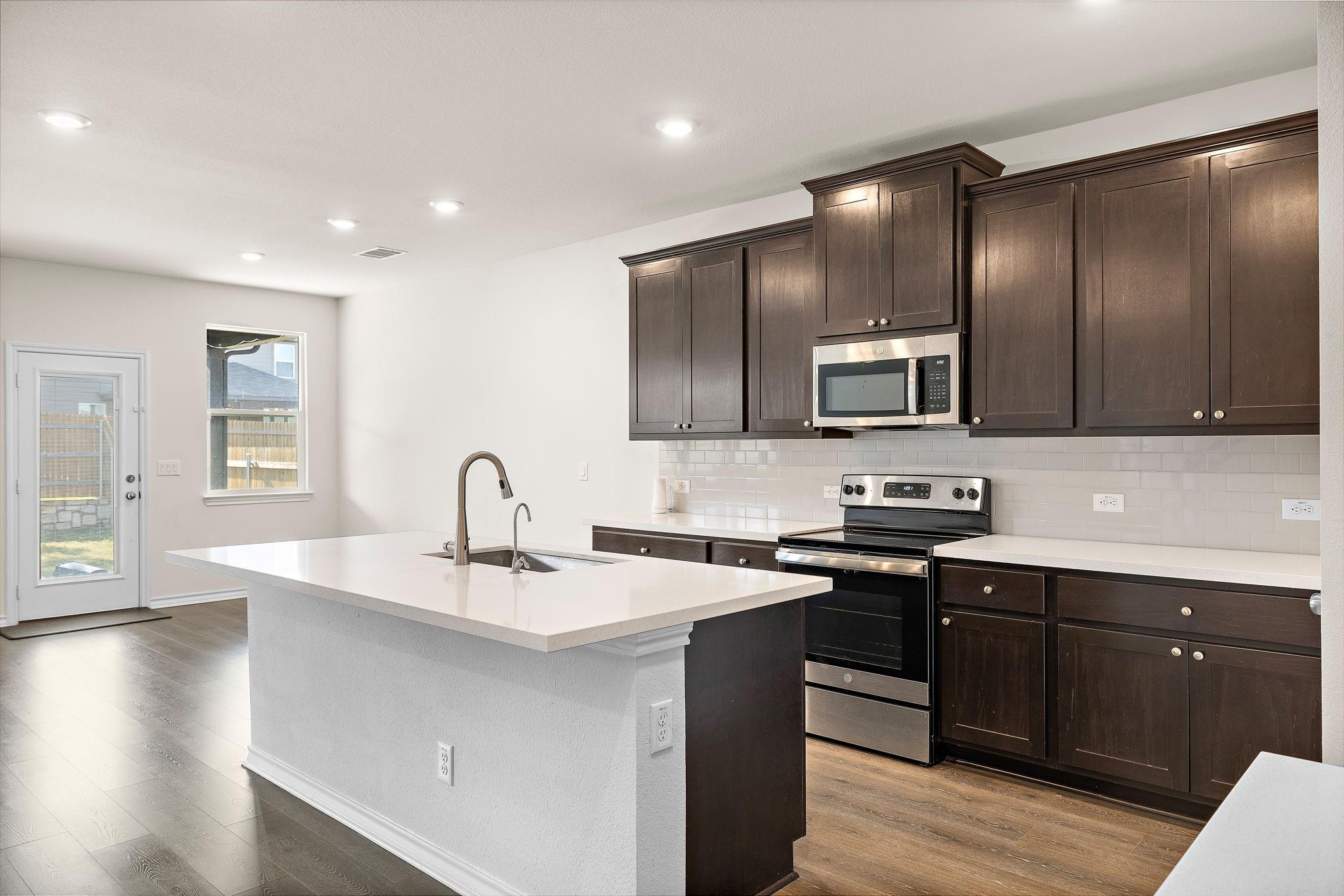 316 Caisson Trl, Liberty Hill, TX 78642