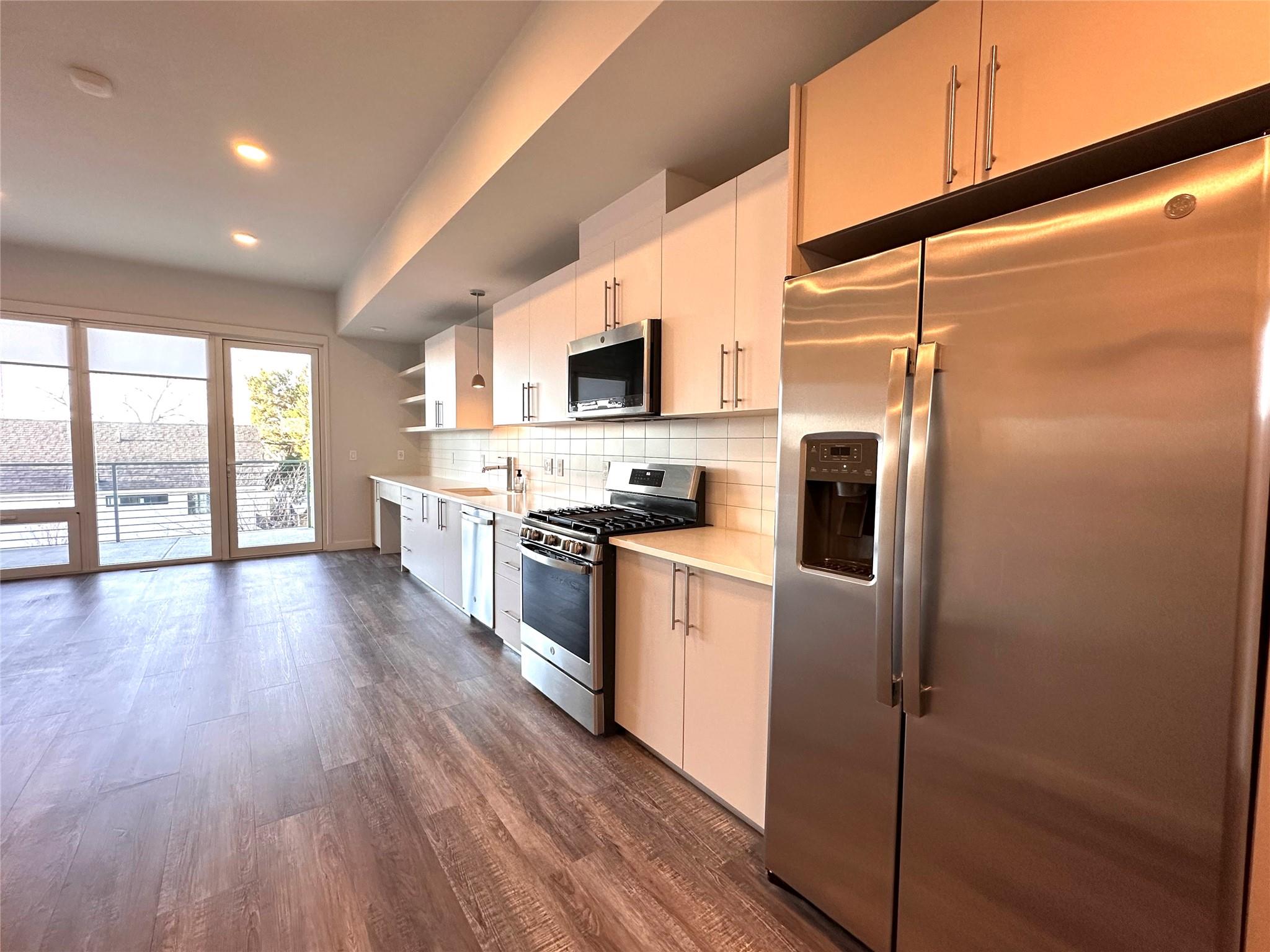 4004 Banister Ln # 312, Austin, TX 78704