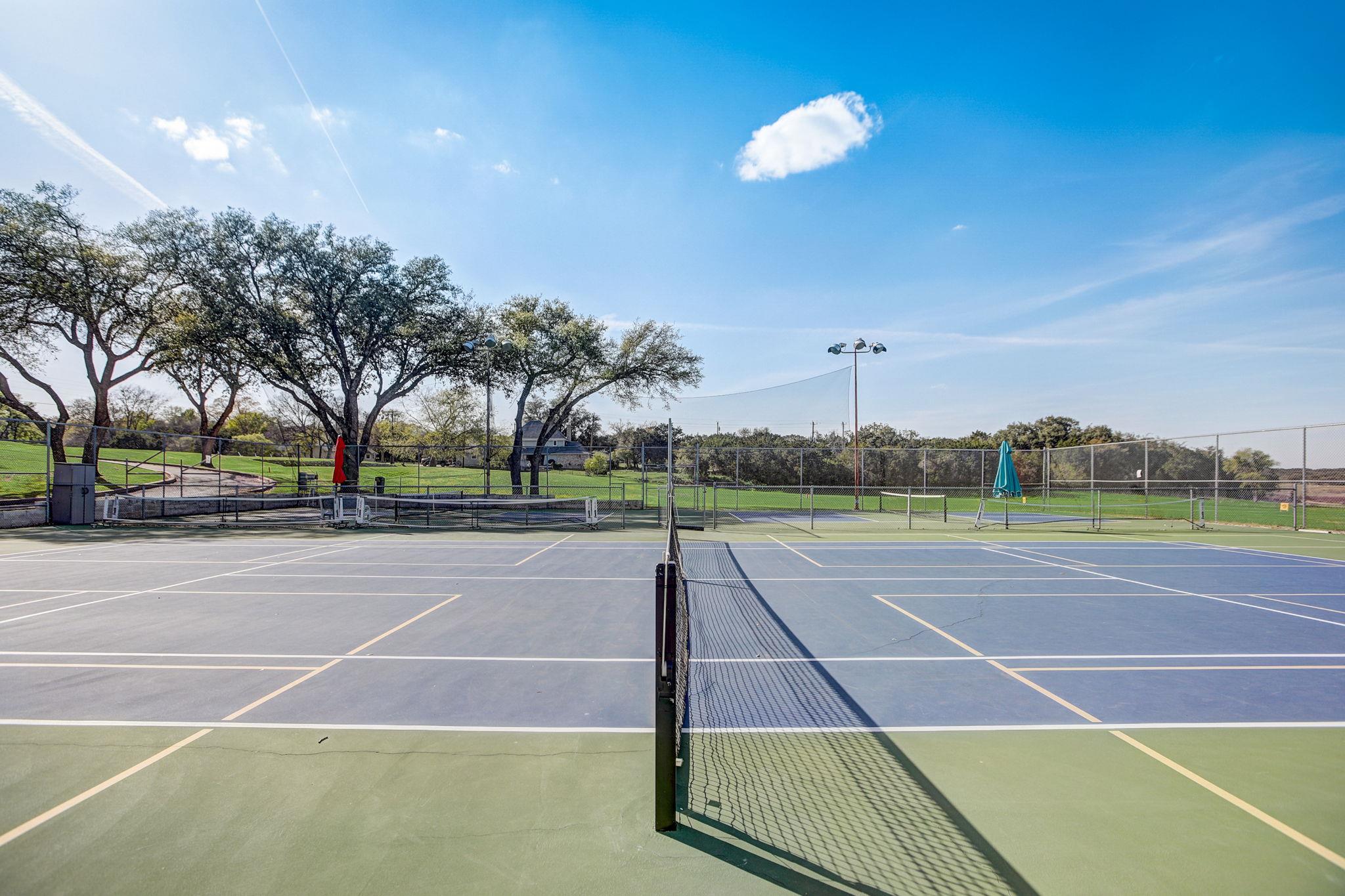 1909 Omaha Dr, Lago Vista, TX 78645