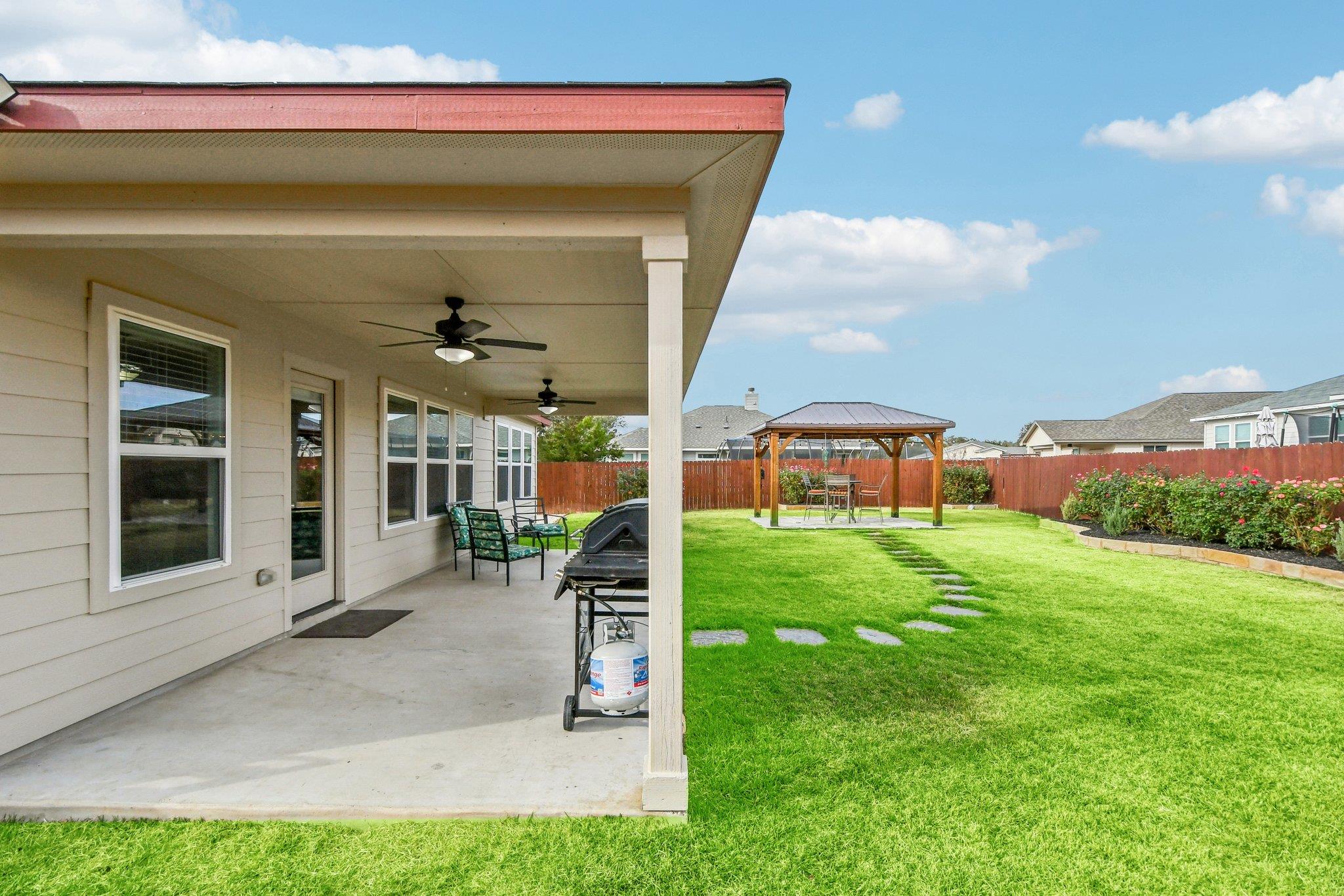 1909 Omaha Dr, Lago Vista, TX 78645