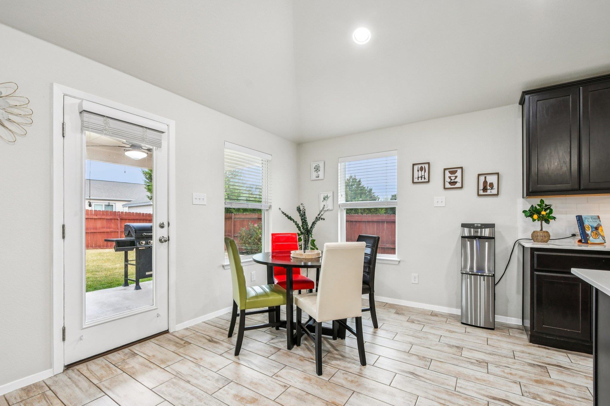 1909 Omaha Dr, Lago Vista, TX 78645