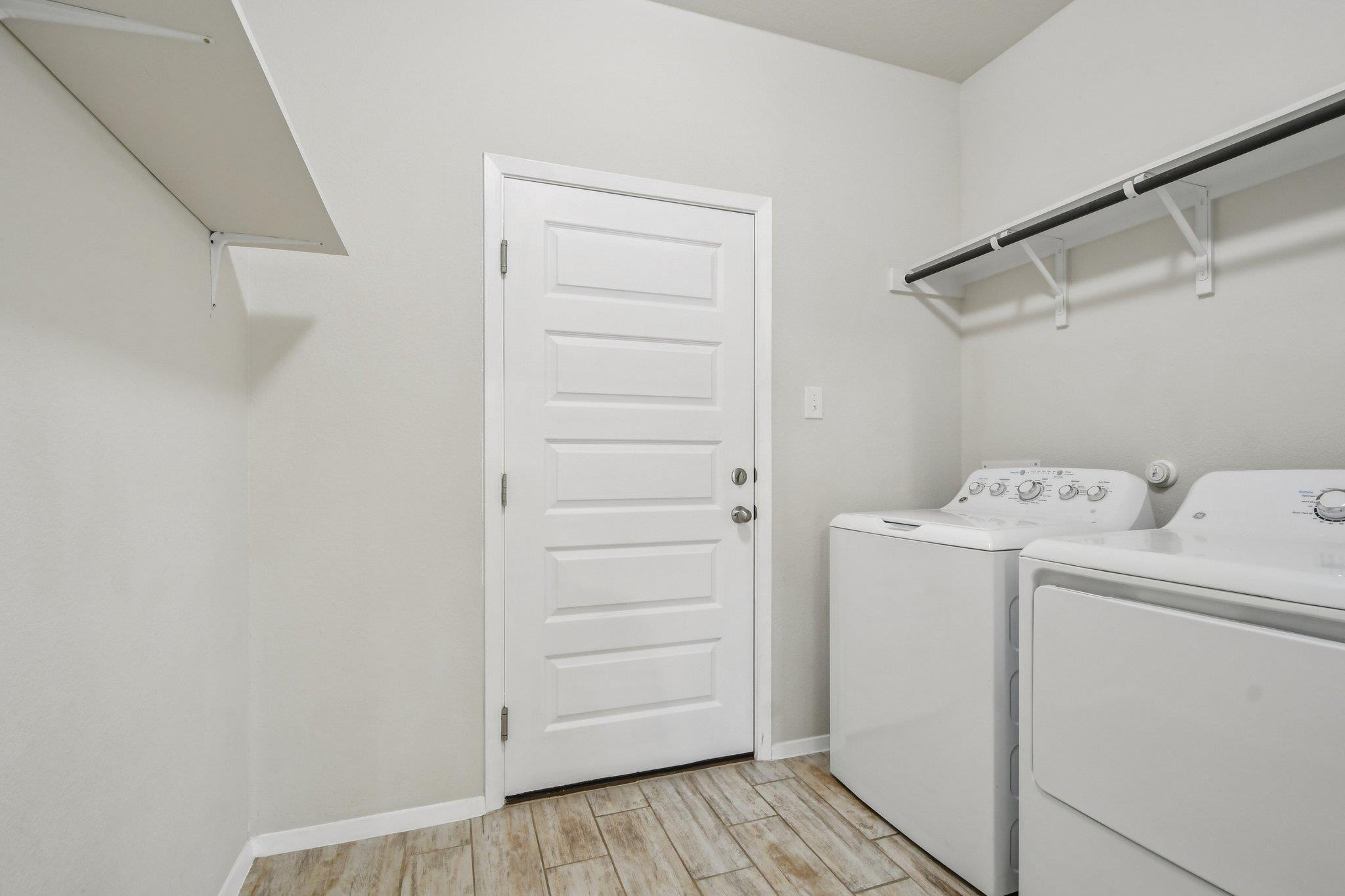 1909 Omaha Dr, Lago Vista, TX 78645