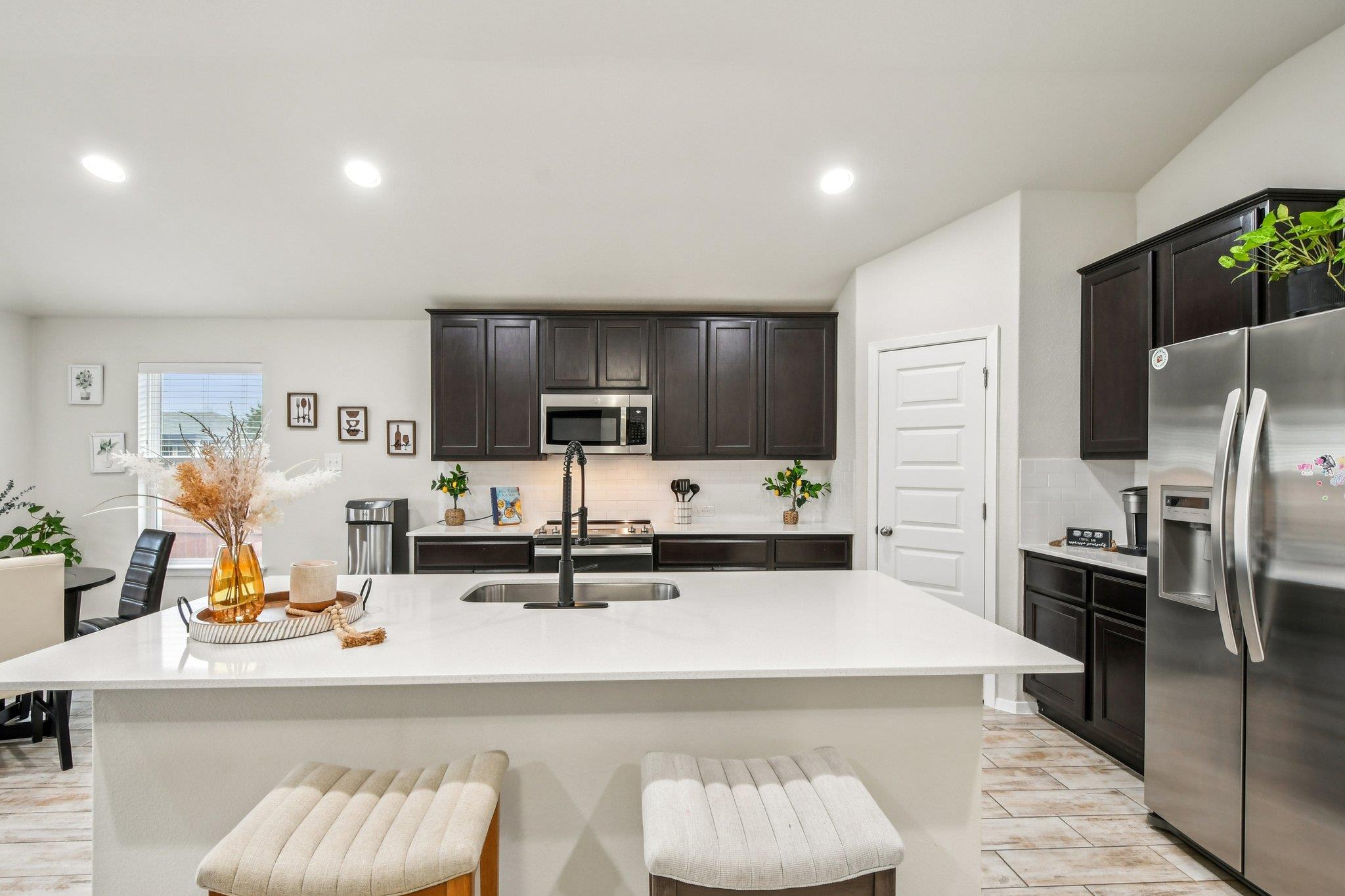 1909 Omaha Dr, Lago Vista, TX 78645