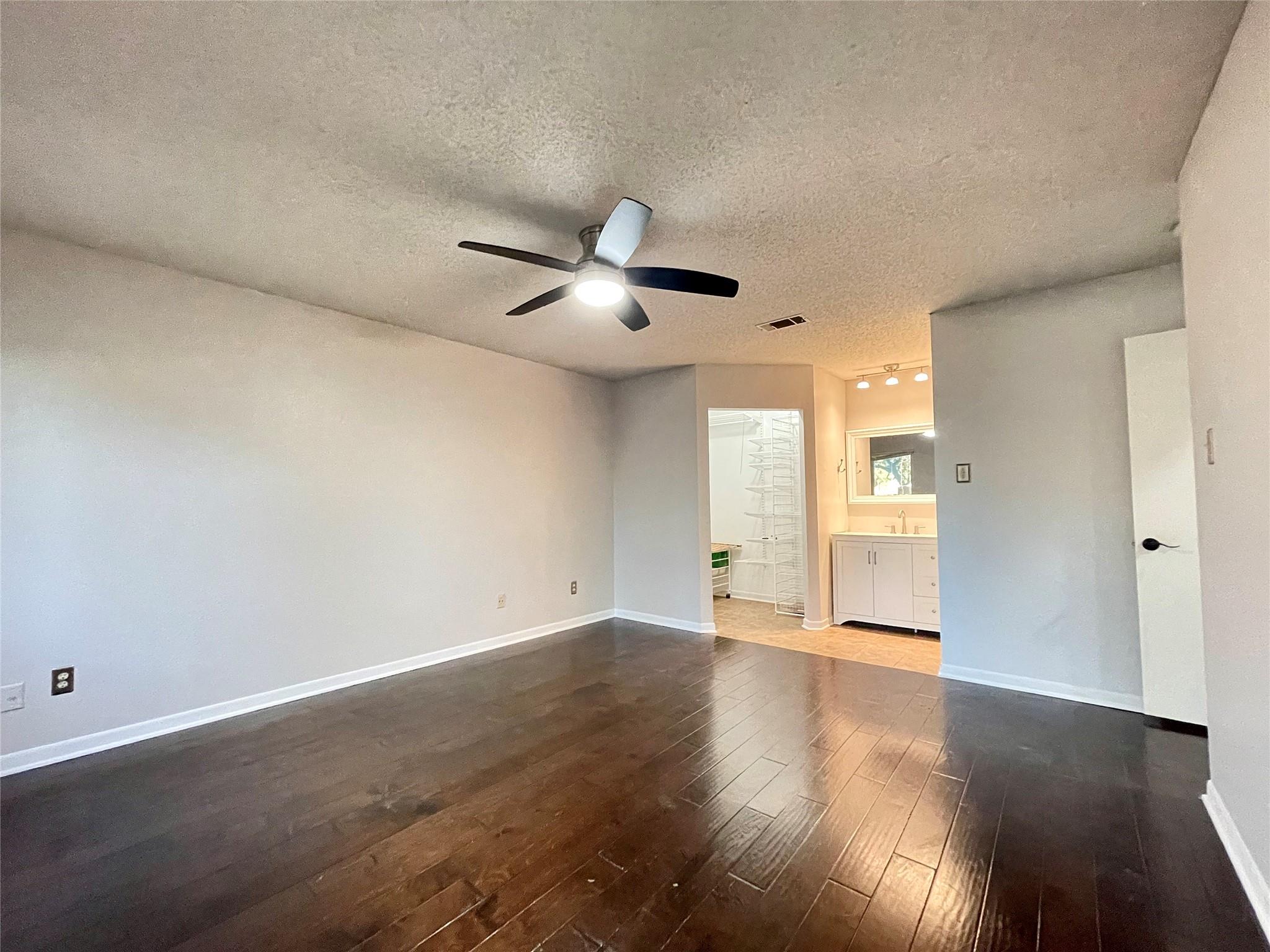 5912 Avery Island Ave, Austin, TX 78727