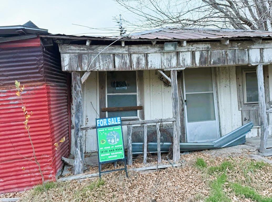 431 SW Front St, Bartlett, TX 76511