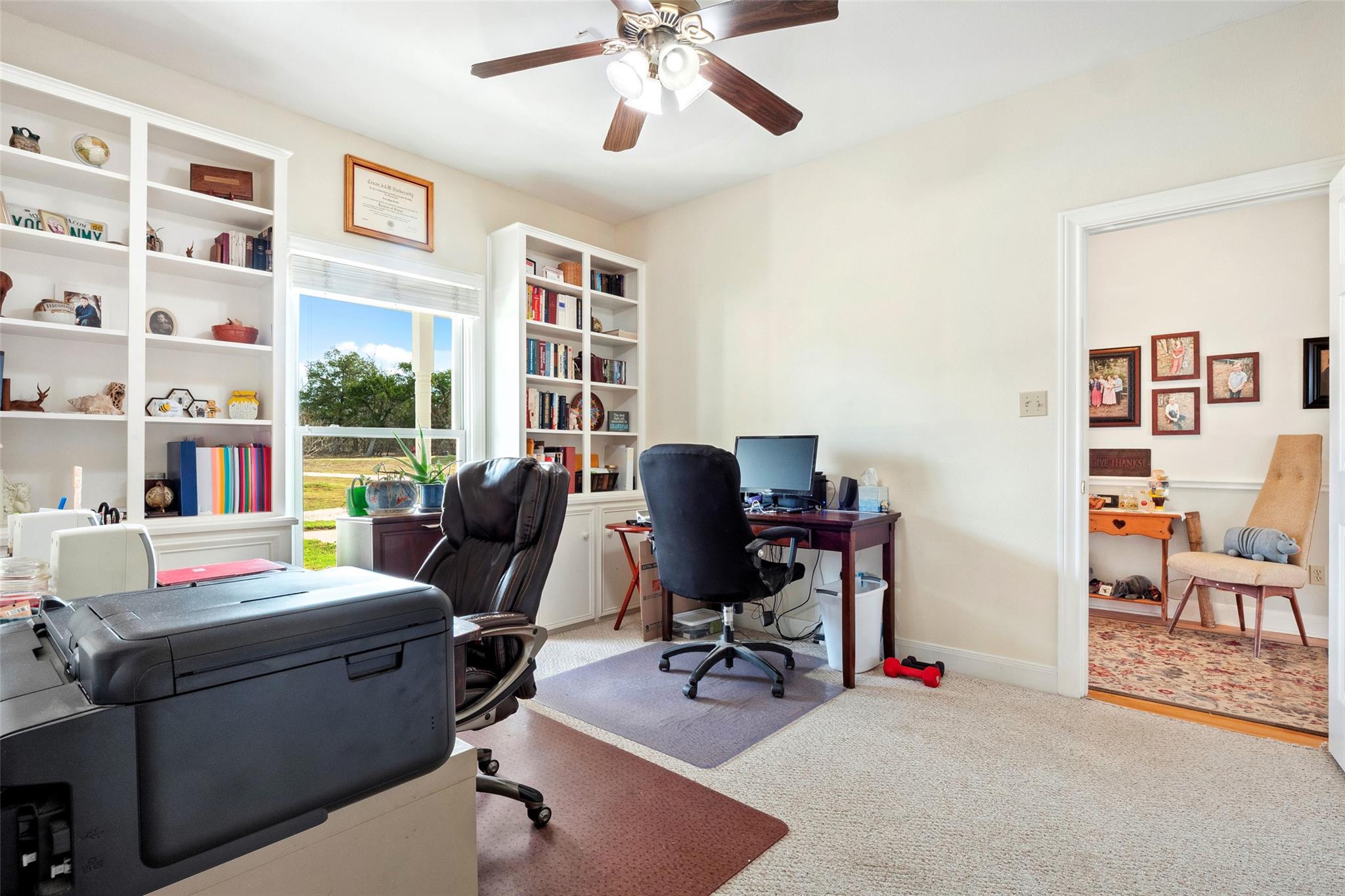 681 Leisure Ln, Cedar Creek, TX 78612