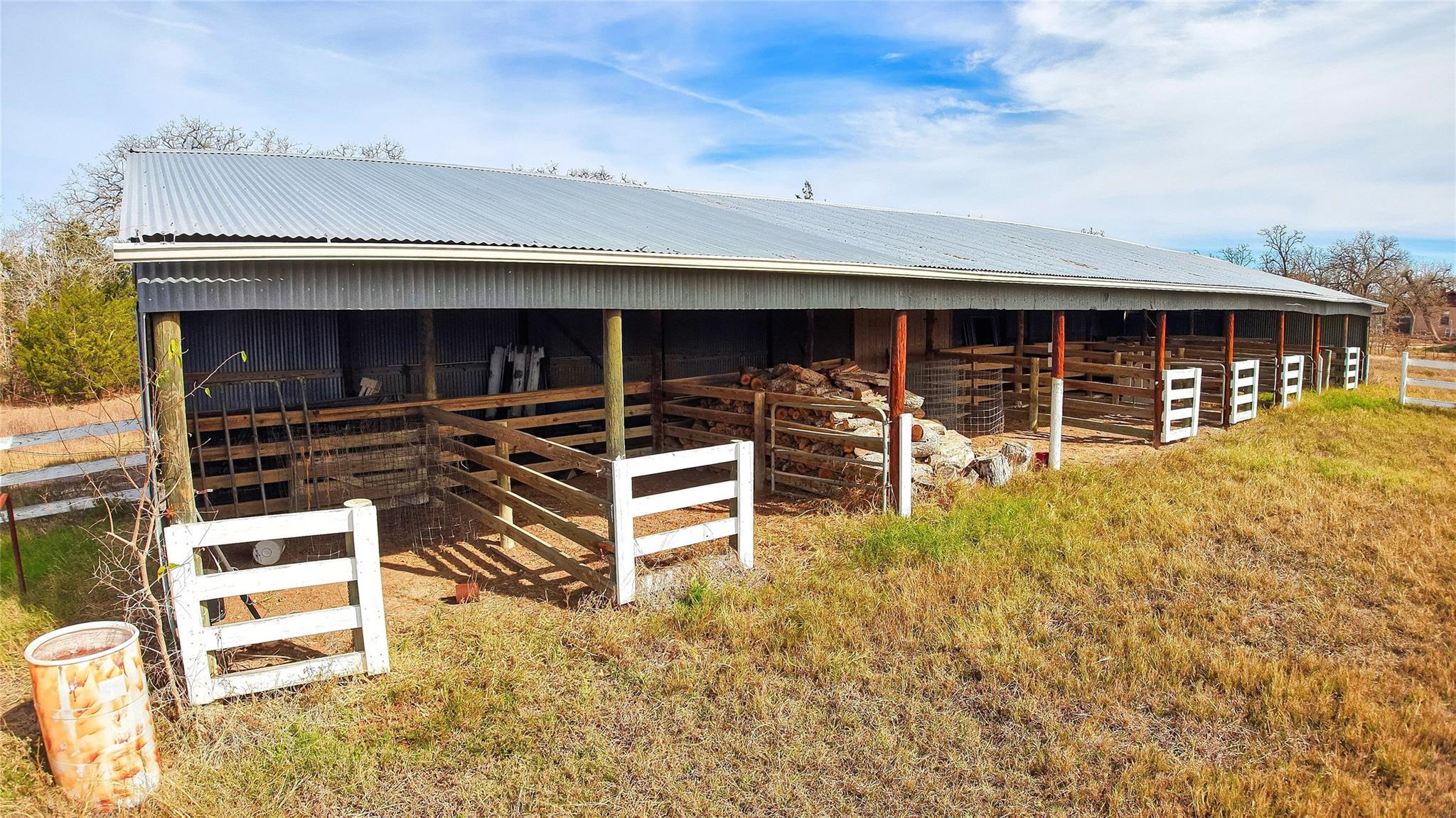 681 Leisure Ln, Cedar Creek, TX 78612