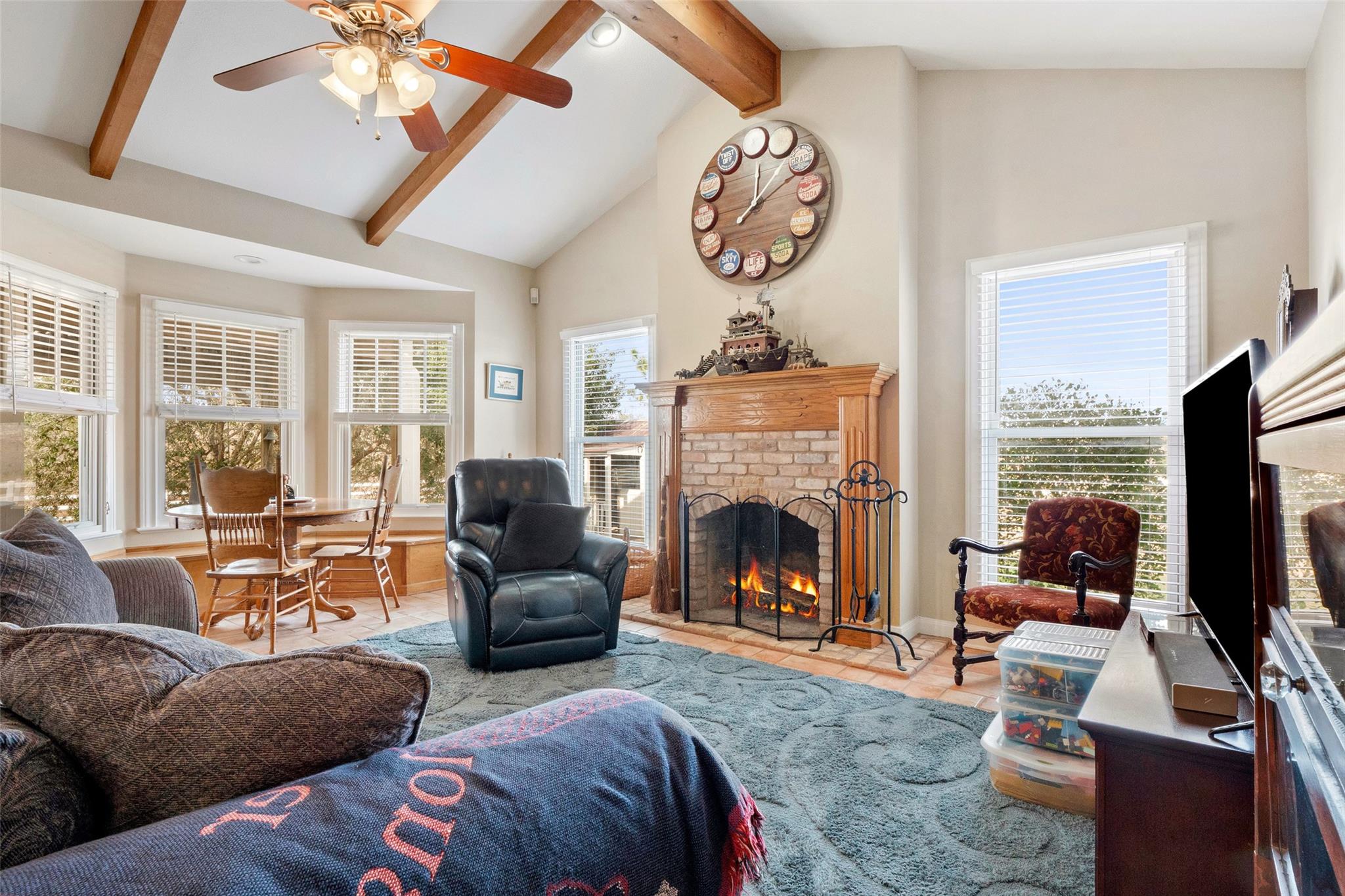 681 Leisure Ln, Cedar Creek, TX 78612