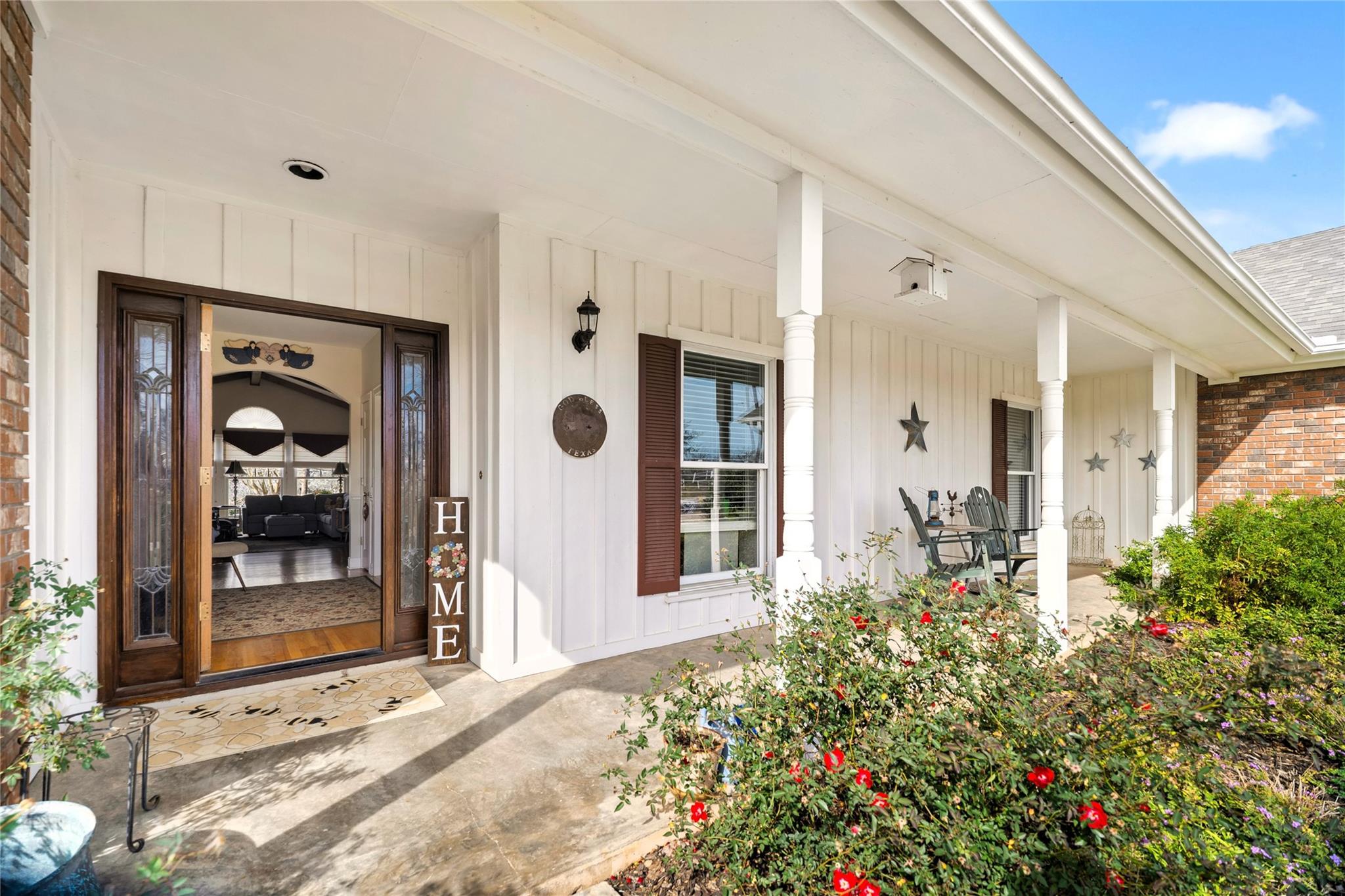 681 Leisure Ln, Cedar Creek, TX 78612